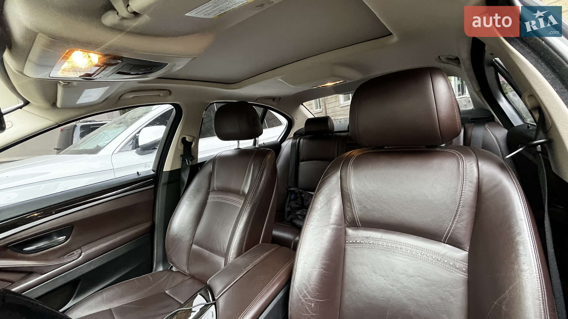 BMW 5 Series 2013 VIN WBA5B1C54ED477847 фото оголошення 7 з 9