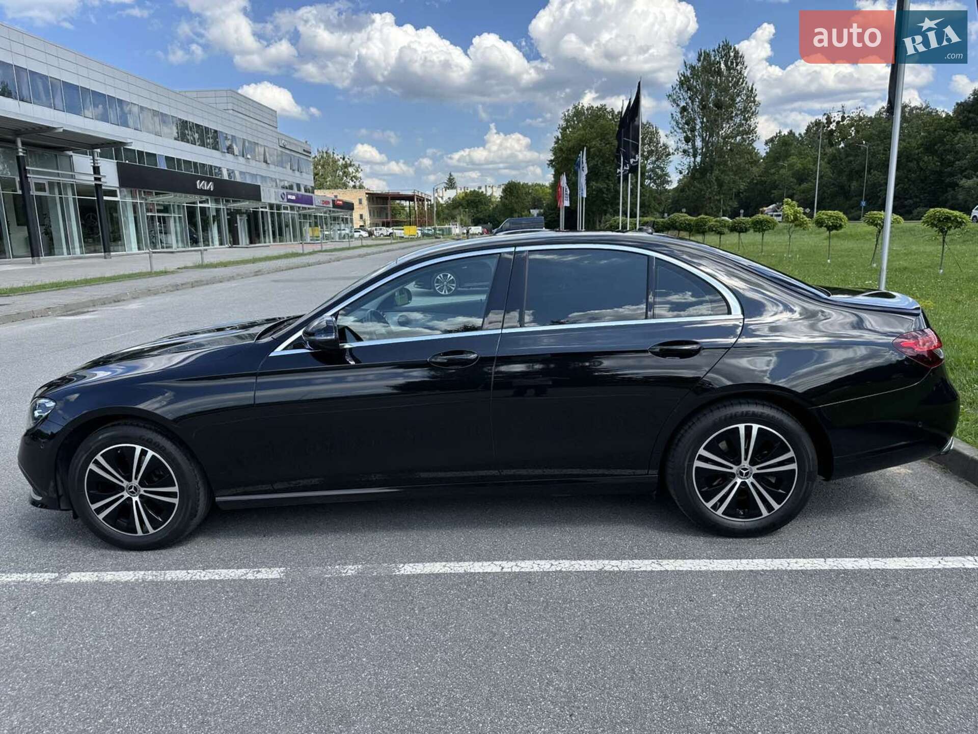 Mercedes-Benz E-Class 2021 VIN W1K2130041A980016 фото оголошення 4 з 15