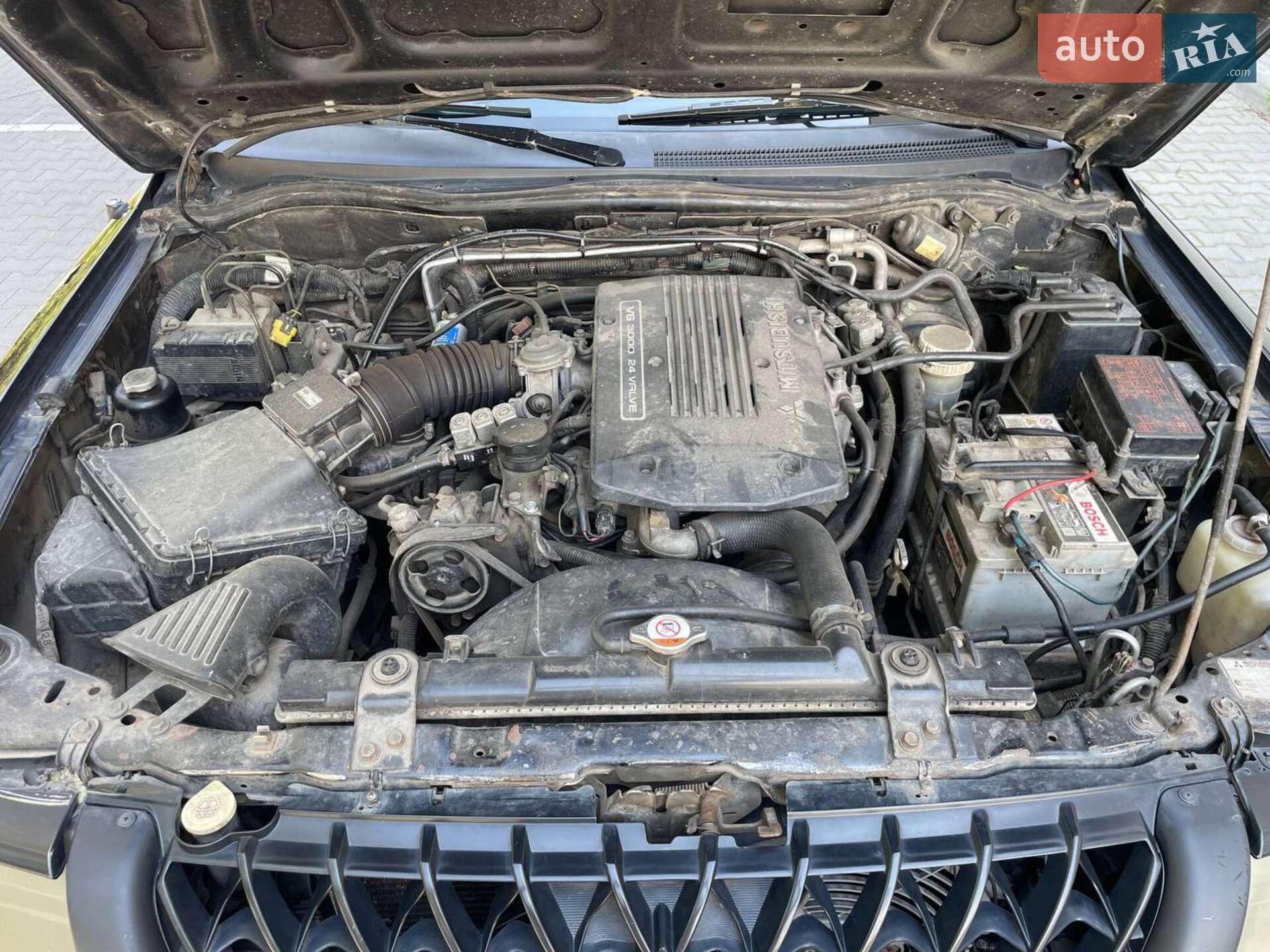 Mitsubishi Pajero Sport 2001 VIN JMB0RK9601P001020 фото оголошення 4 з 38