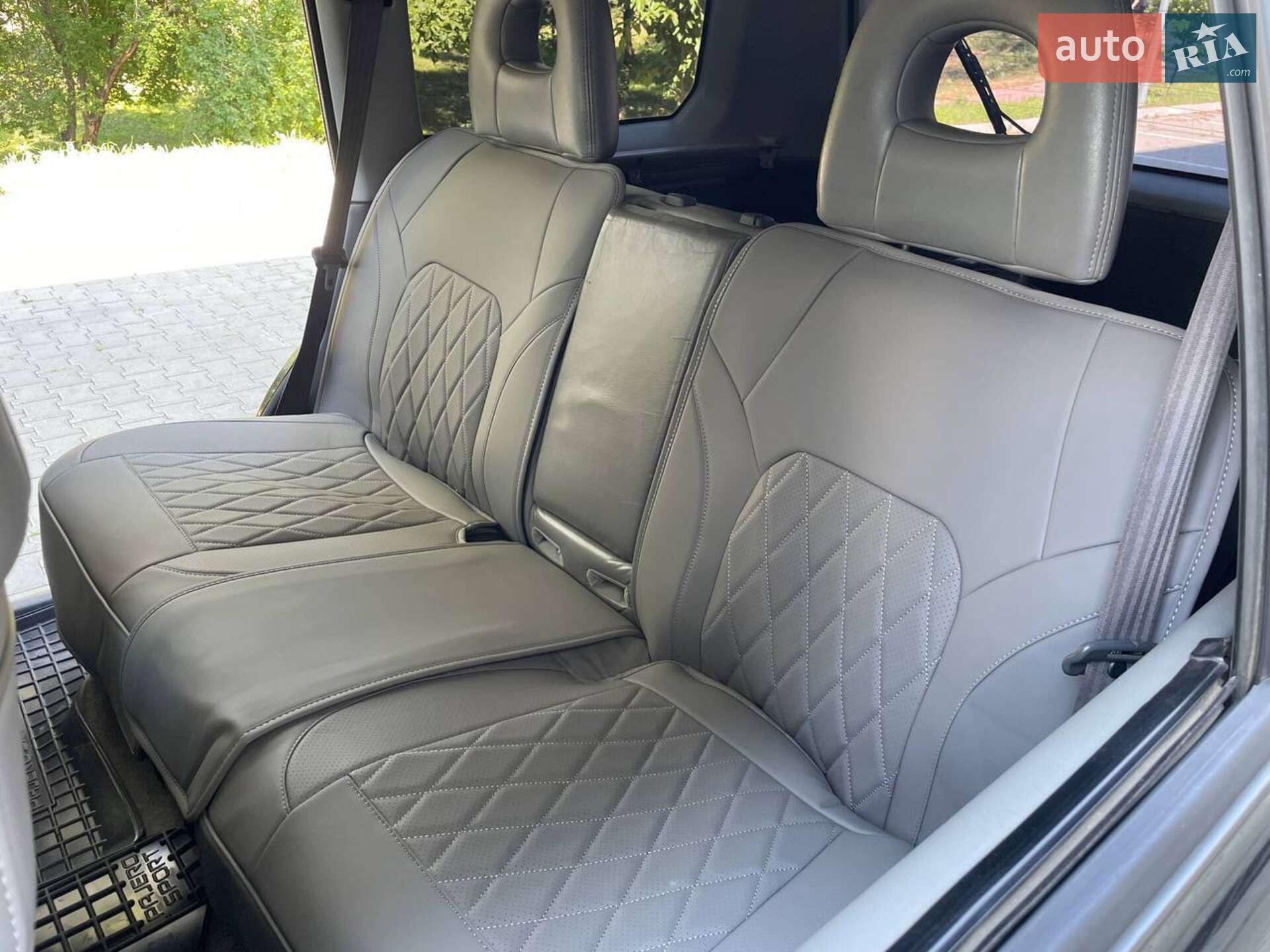 Mitsubishi Pajero Sport 2001 VIN JMB0RK9601P001020 фото оголошення 12 з 38