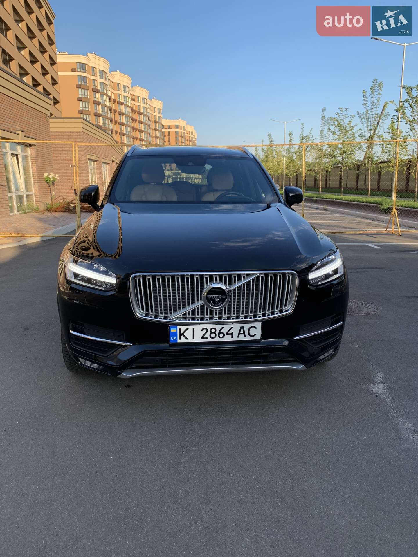 Volvo XC90 2016 VIN YV4A22PLXH1139551 фото оголошення 3 з 24