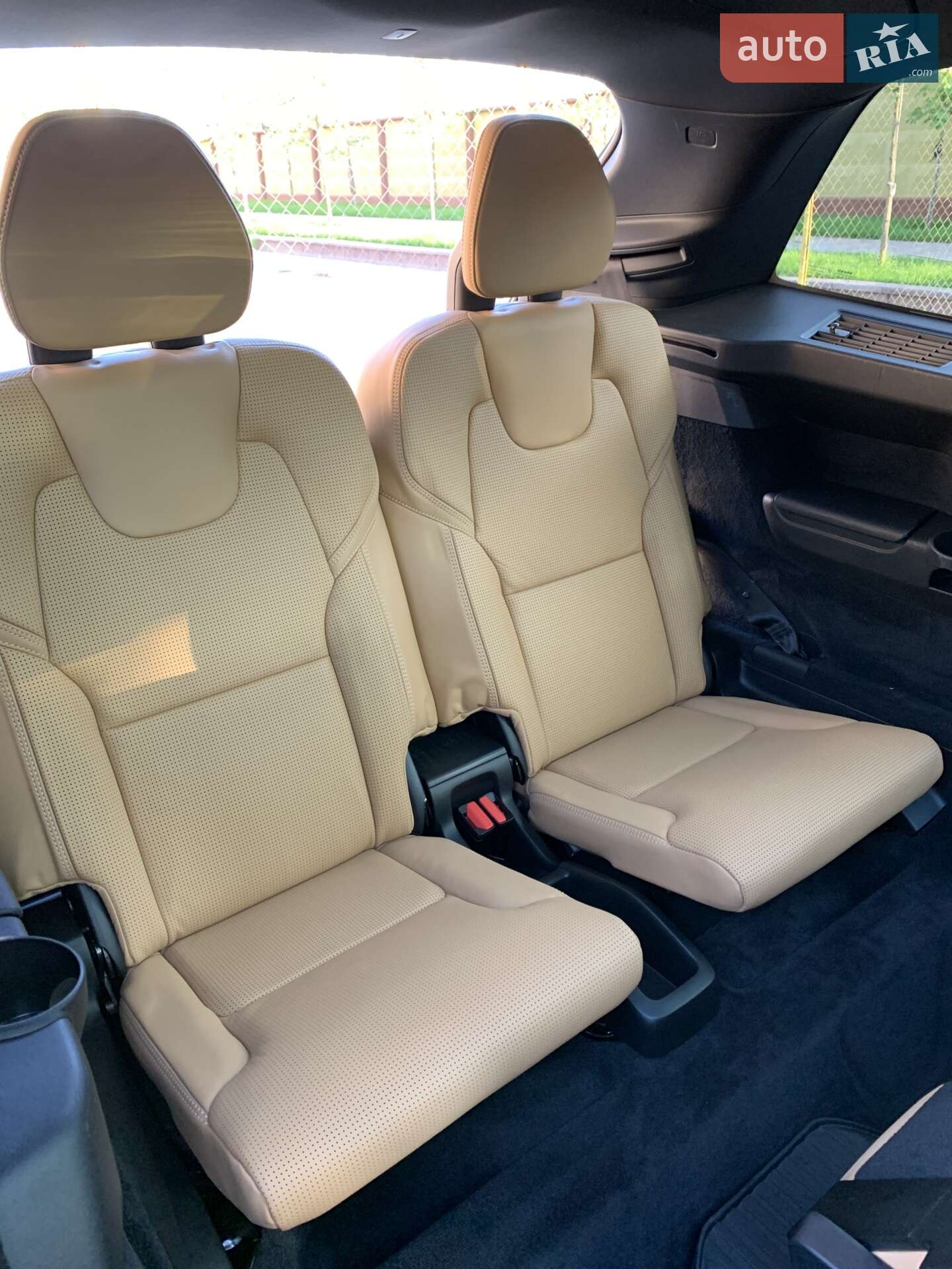 Volvo XC90 2016 VIN YV4A22PLXH1139551 фото оголошення 17 з 24