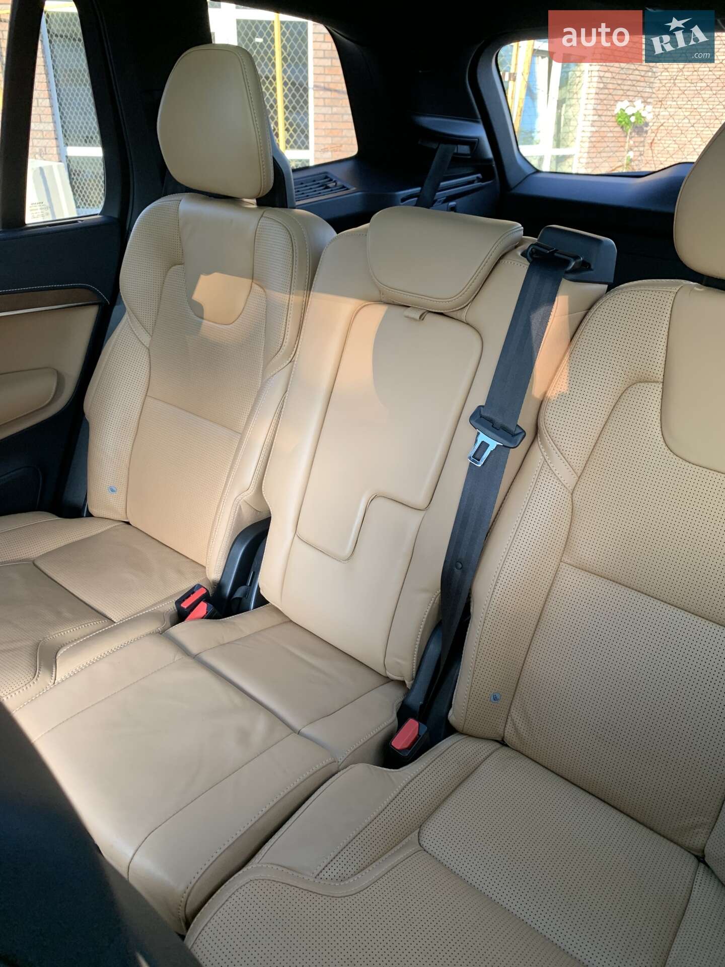 Volvo XC90 2016 VIN YV4A22PLXH1139551 фото оголошення 12 з 24