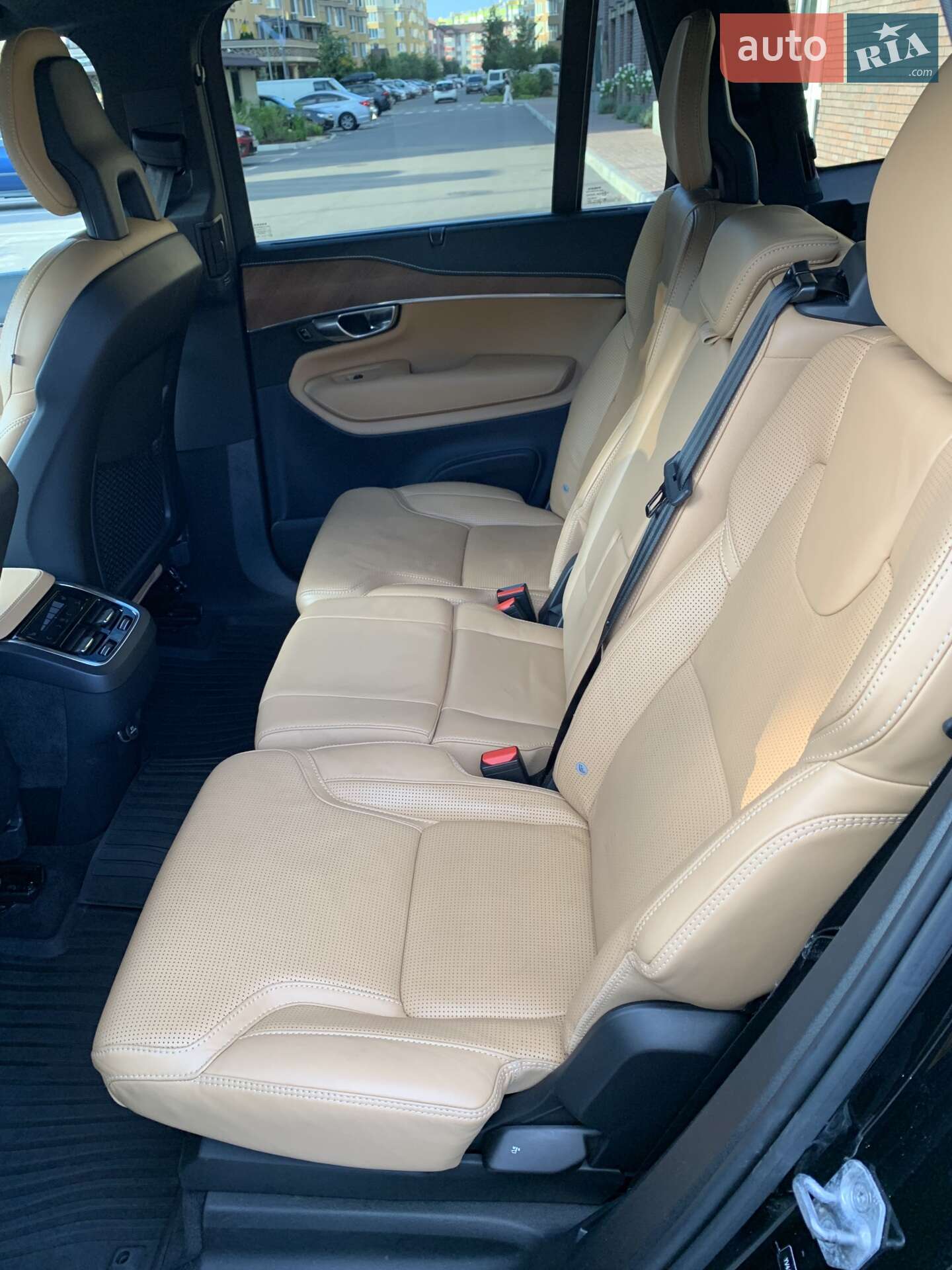 Volvo XC90 2016 VIN YV4A22PLXH1139551 фото оголошення 16 з 24