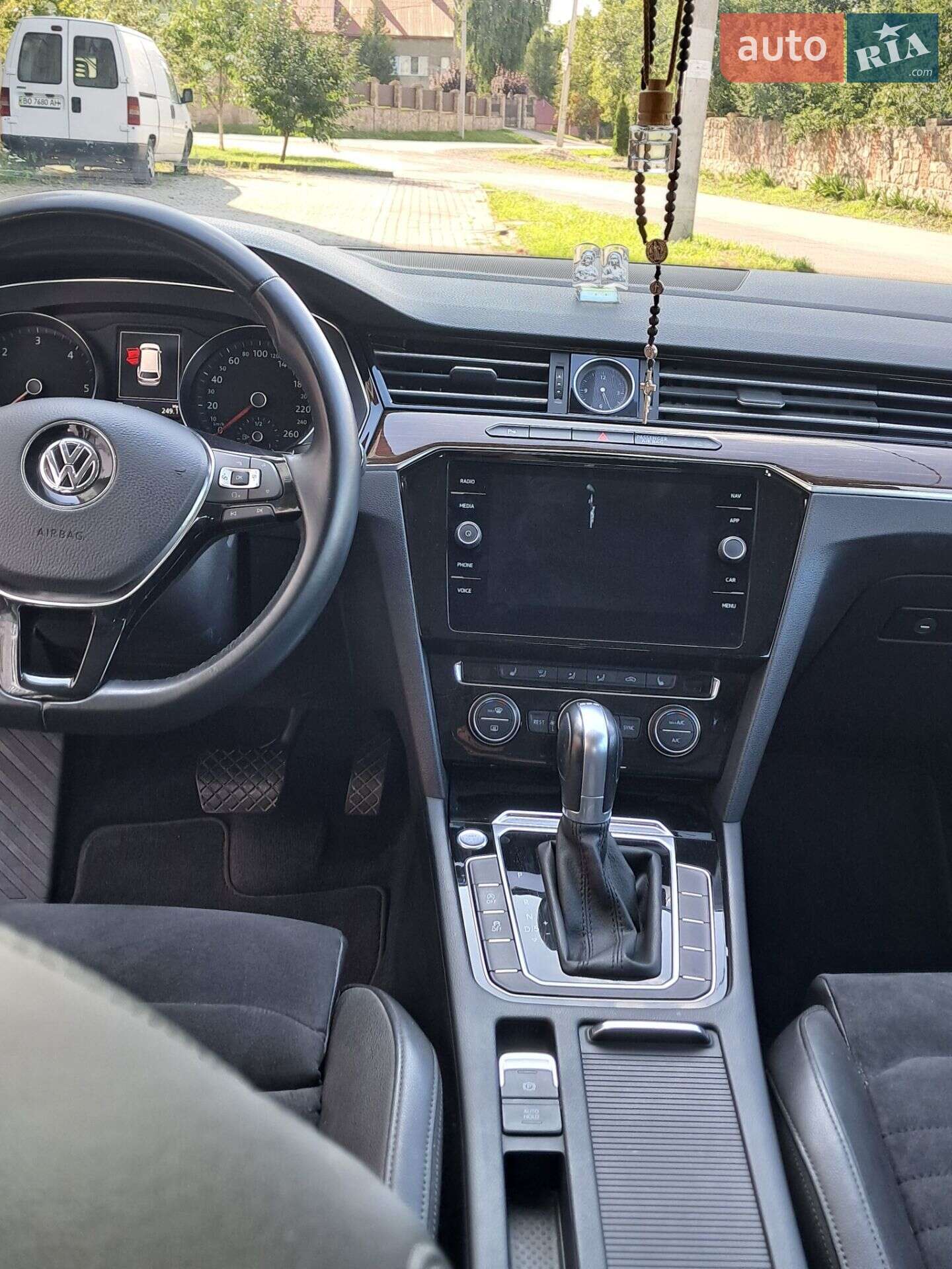 Volkswagen Passat 2017 VIN WVWZZZ3CZJE088930 фото оголошення 8 з 18