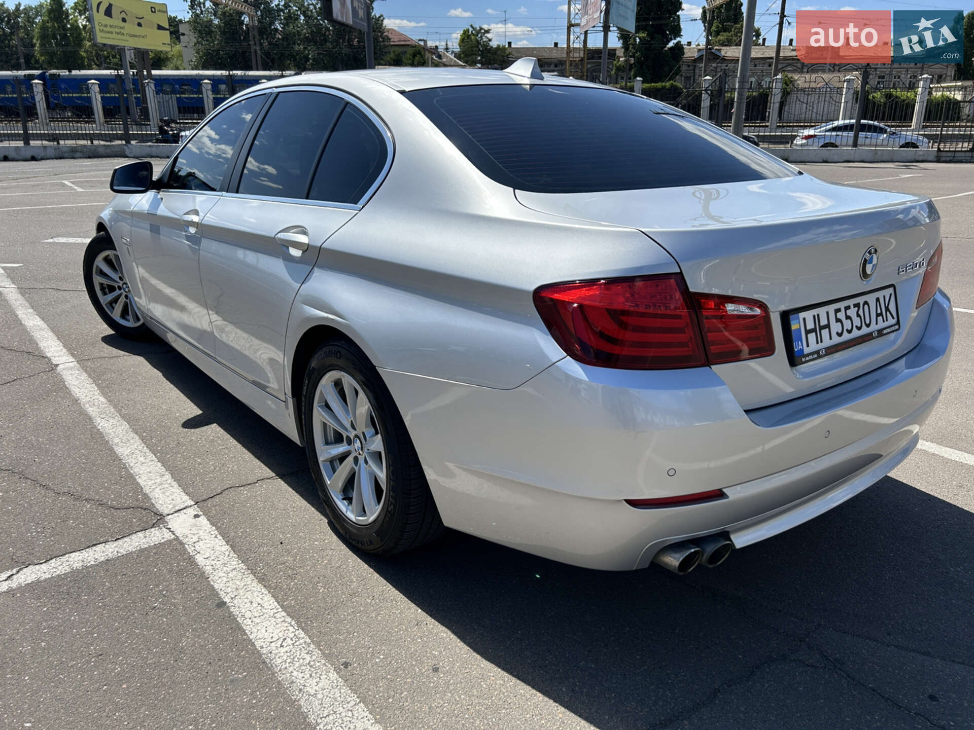 BMW 5 Series 2012 VIN WBAFW1106DDY49879 фото оголошення 4 з 17
