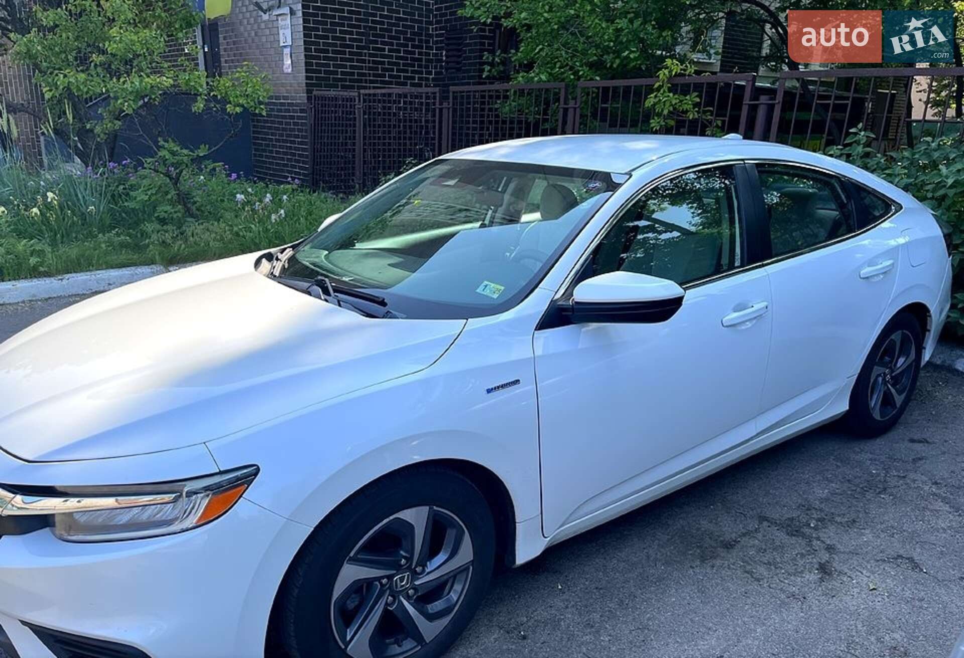 Honda Insight 2018 VIN 19XZE4F57KE004348 фото оголошення 5 з 83