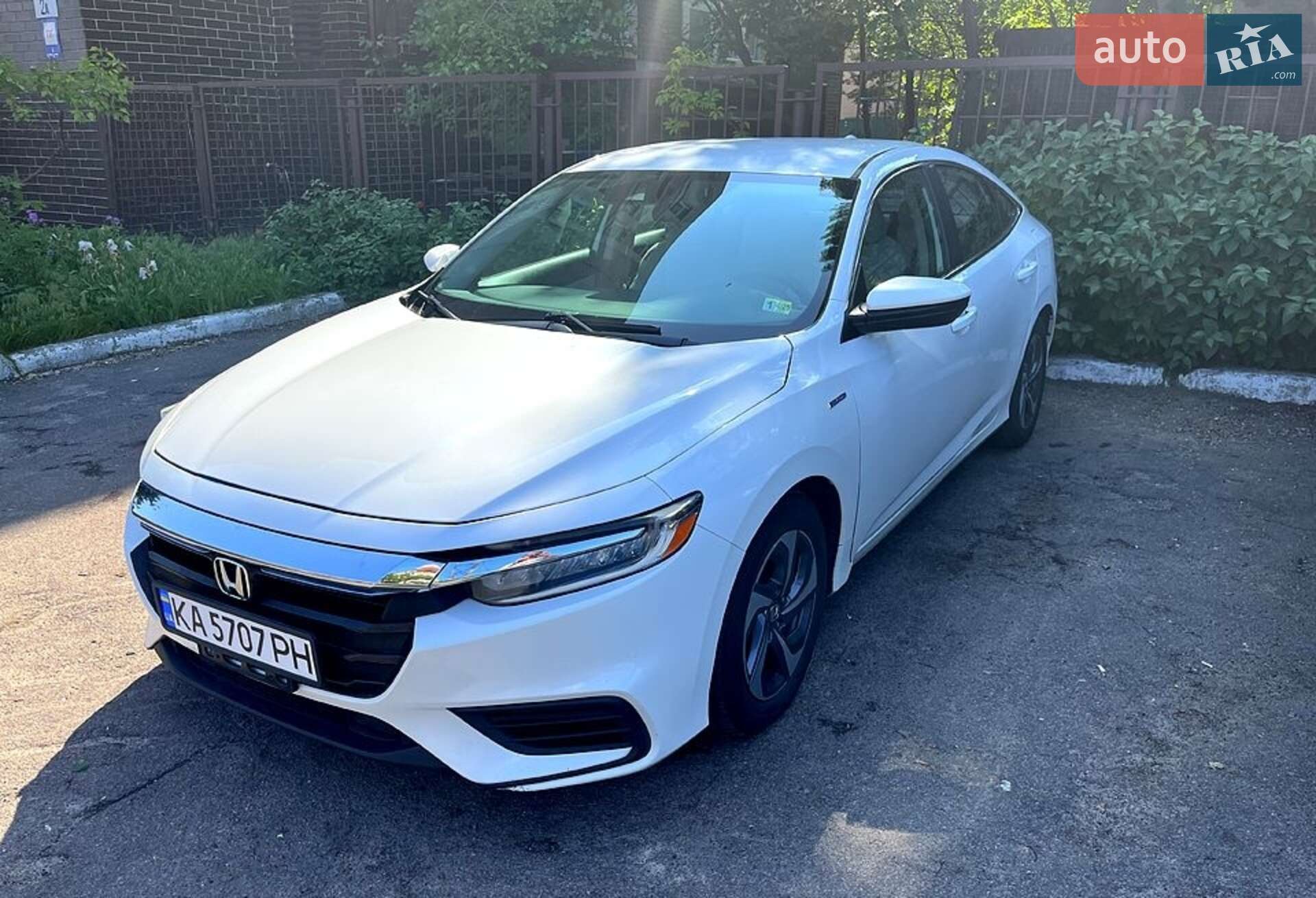 Honda Insight 2018 VIN 19XZE4F57KE004348 фото оголошення 9 з 83
