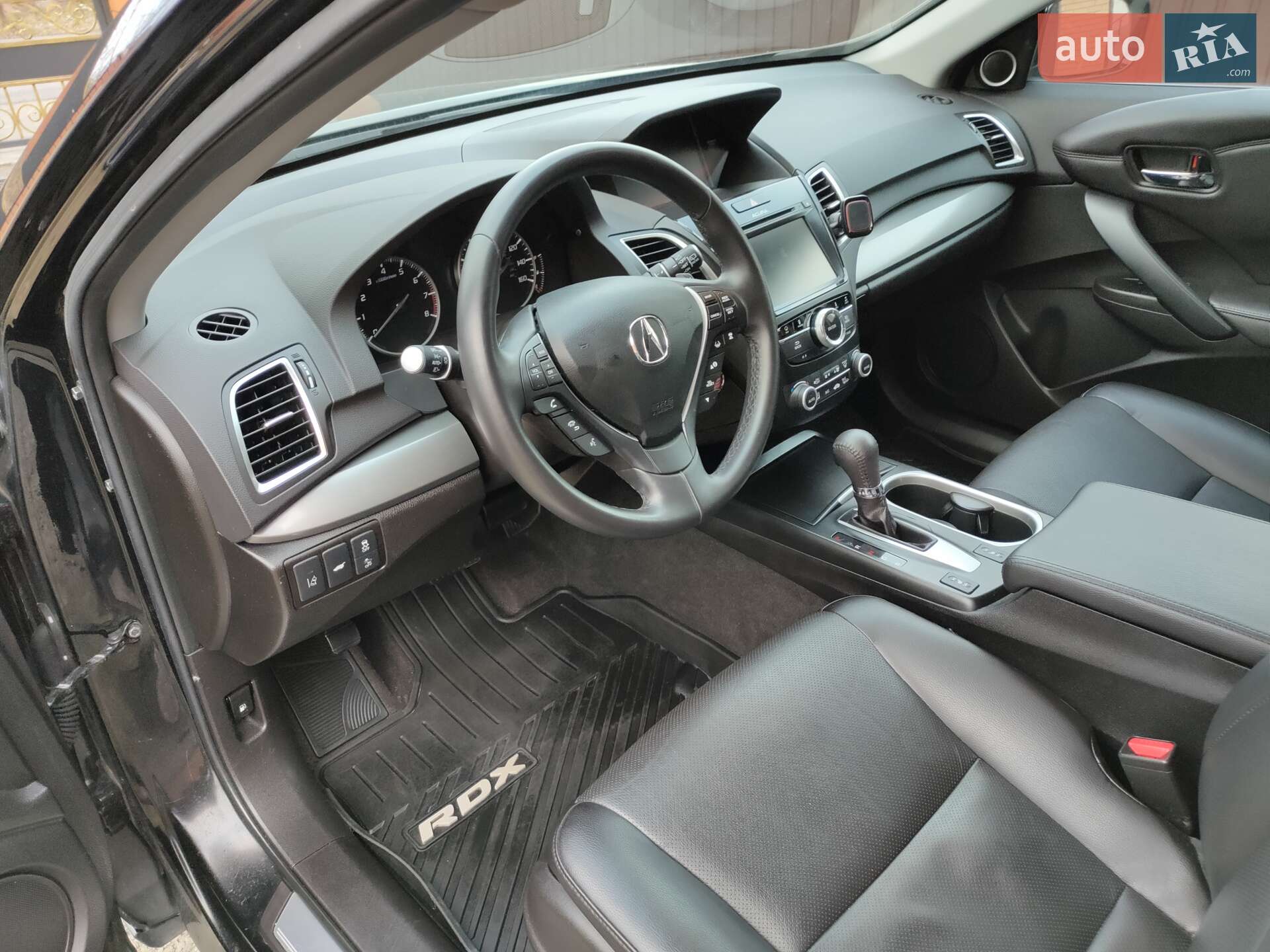 Acura RDX 2017 VIN 5J8TB4H51JL011332 фото оголошення 14 з 81