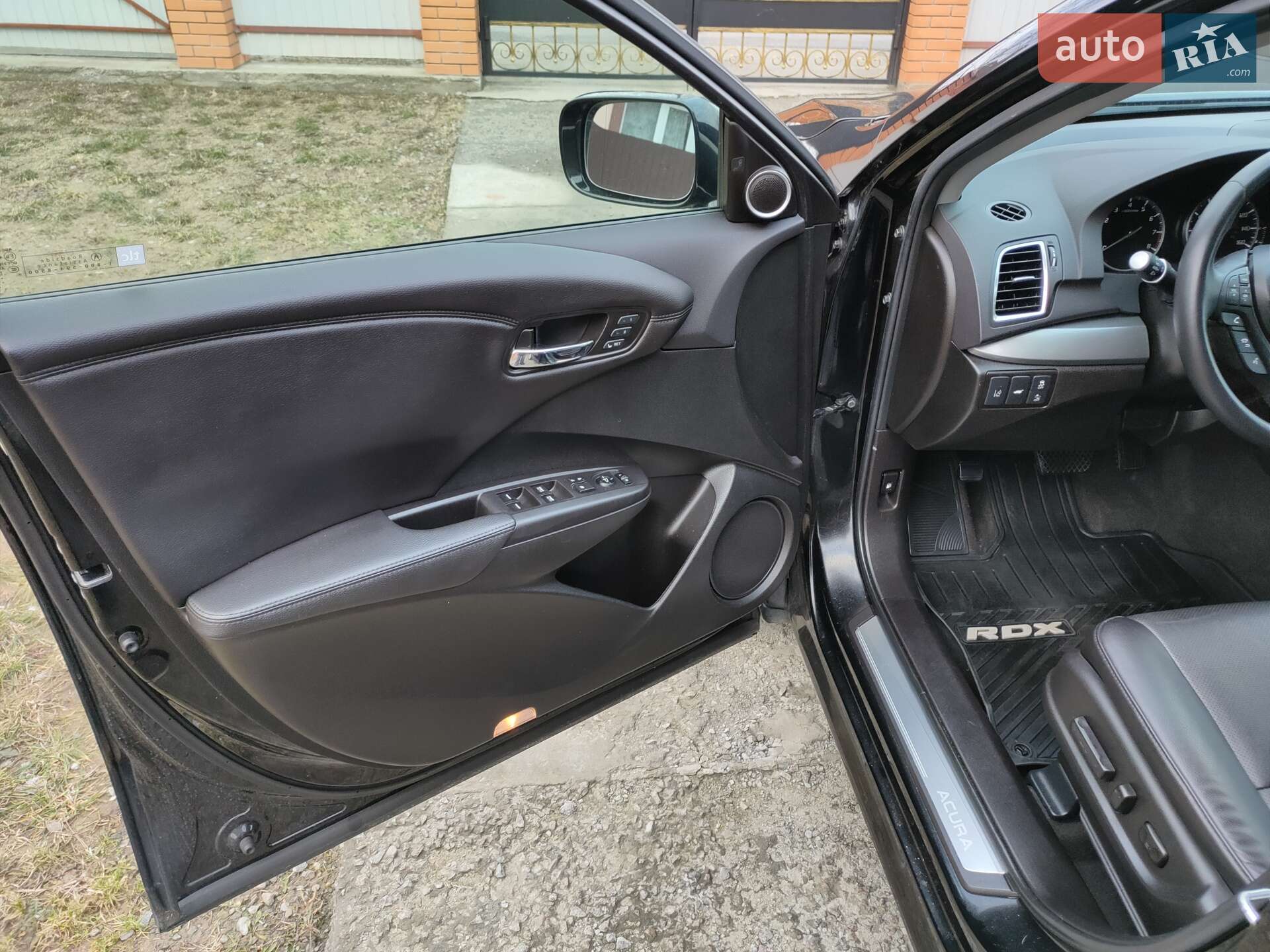 Acura RDX 2017 VIN 5J8TB4H51JL011332 фото оголошення 21 з 81