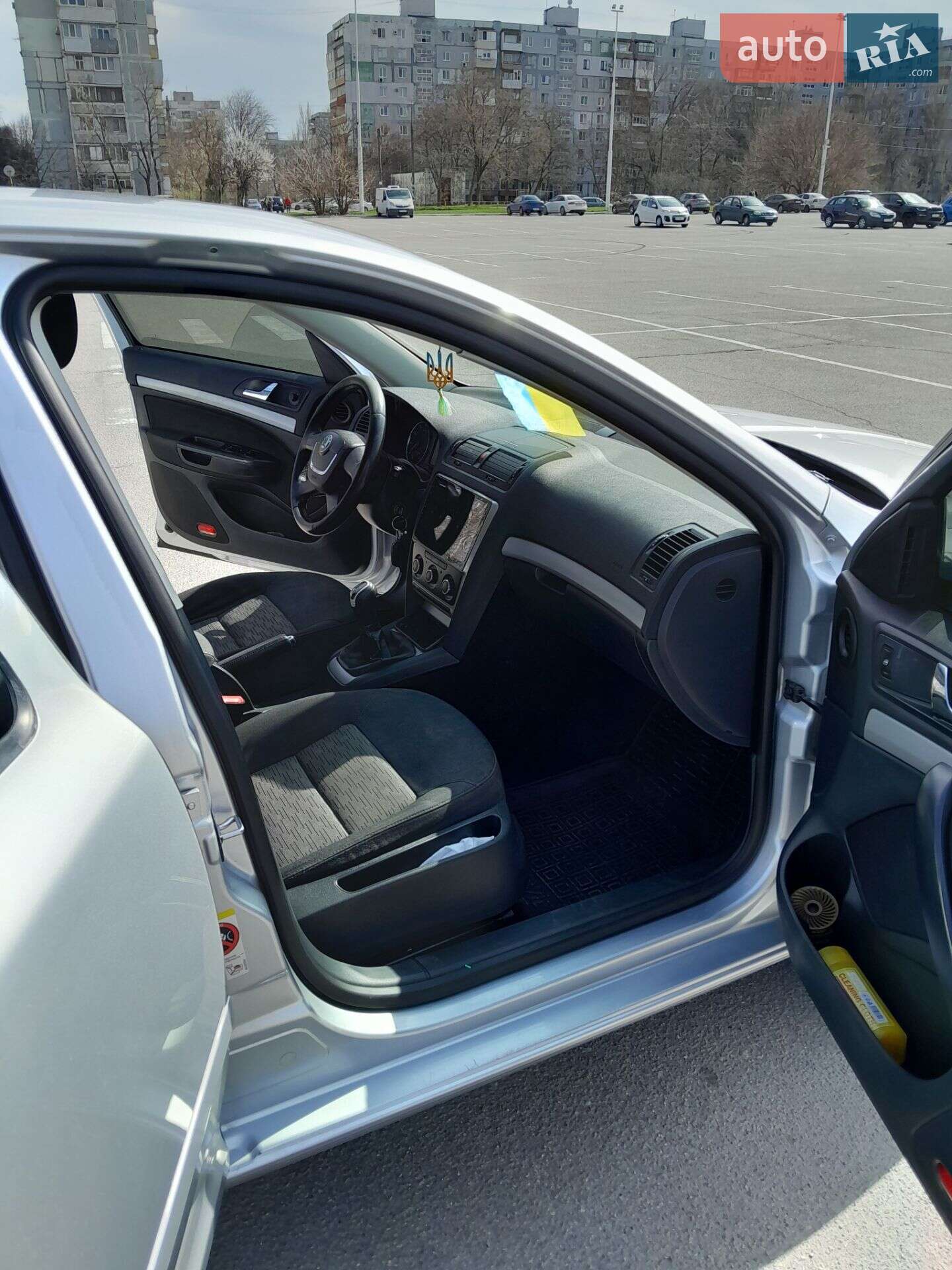 Skoda Octavia 2012 VIN TMBCK41Z7DB153271 фото оголошення 8 з 26