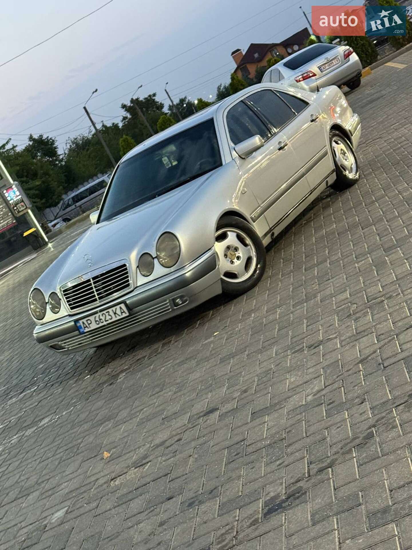 Mercedes-Benz E-Class 1996 VIN WDB2100531A197377 фото оголошення 4 з 21