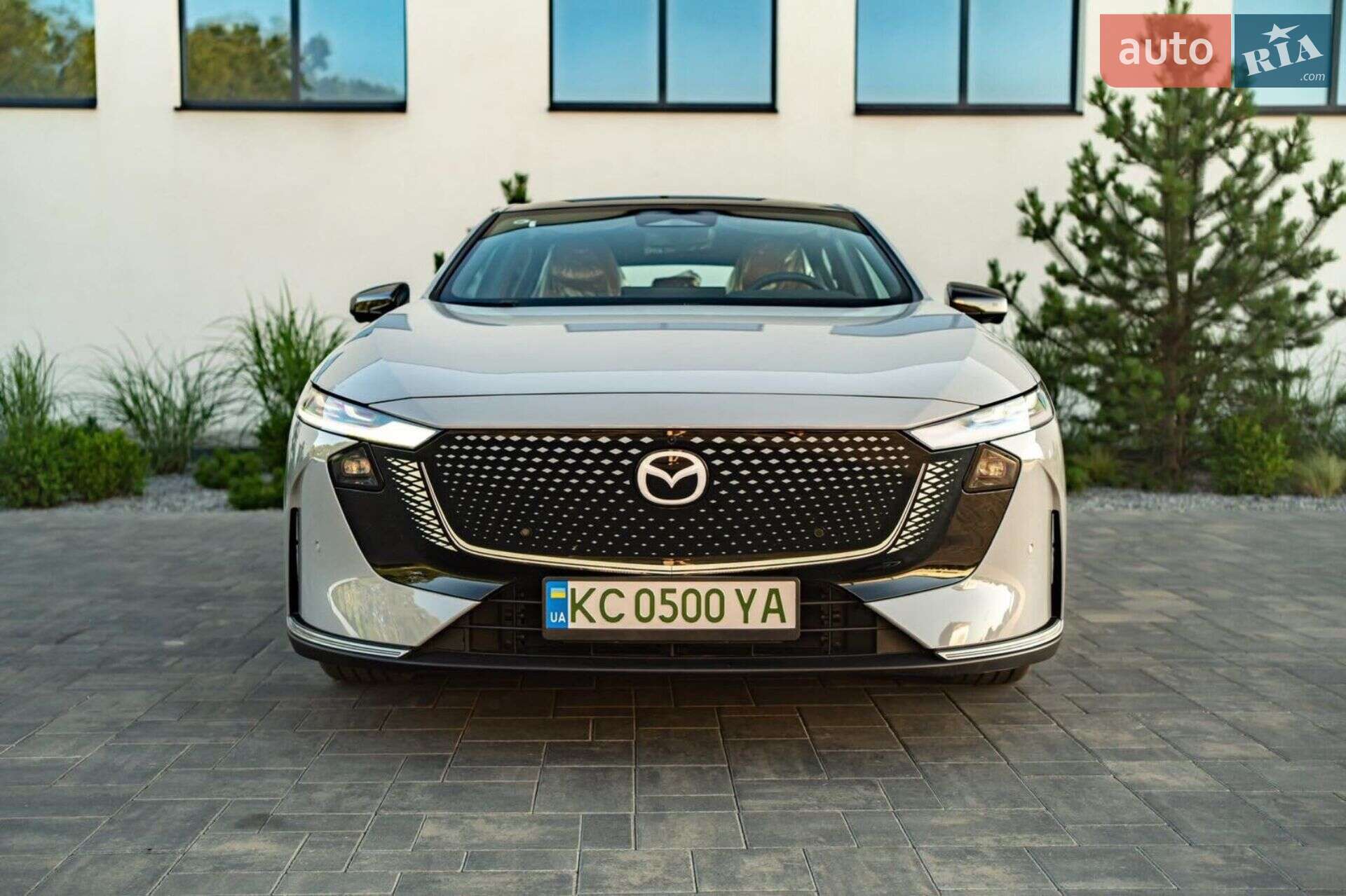 Mazda EZ-6 2025 VIN LVRHDAEK8SN015072 фото оголошення 5 з 6