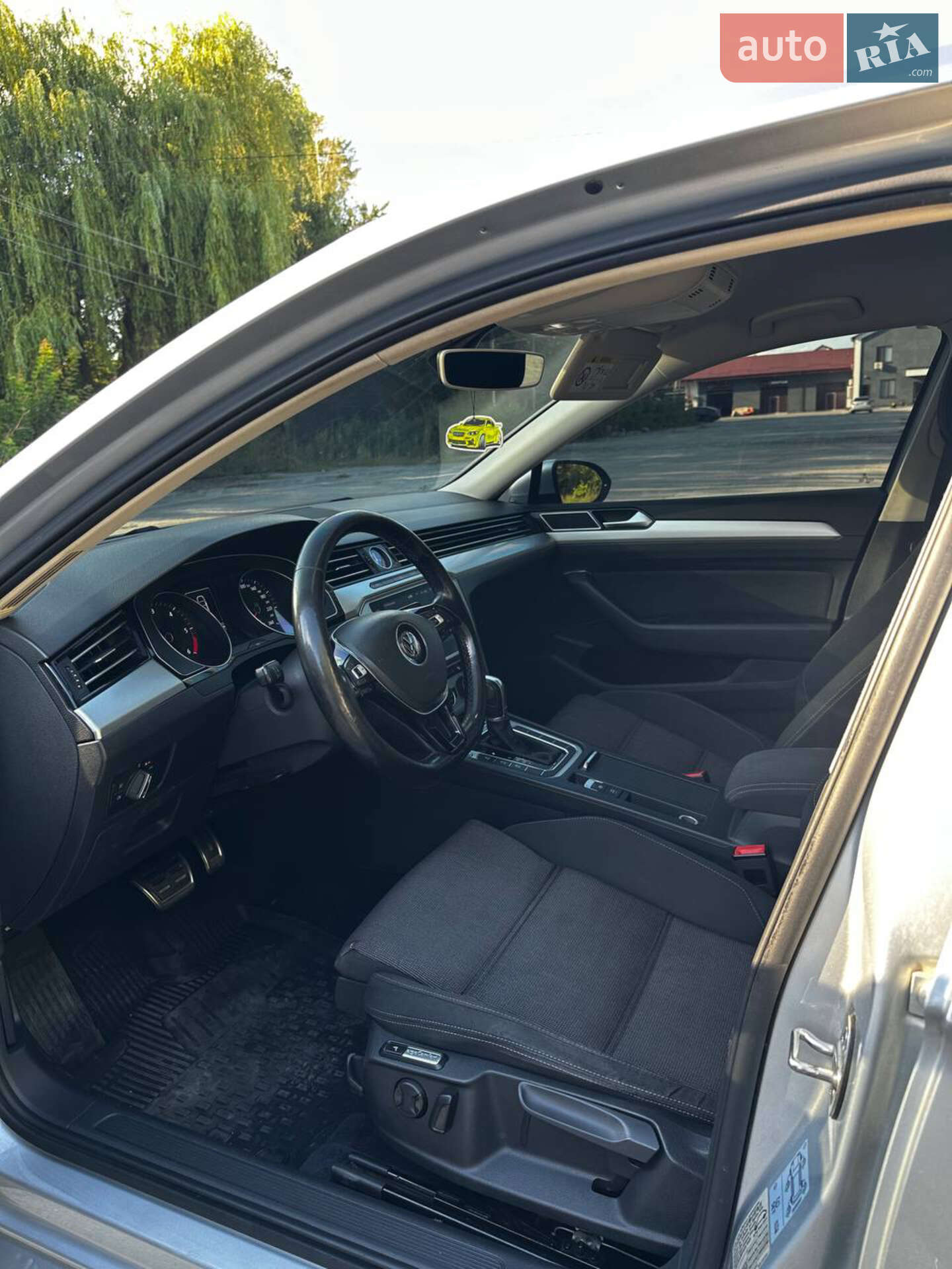 Volkswagen Passat 2015 VIN WVWZZZ3CZFE473265 фото оголошення 17 з 17