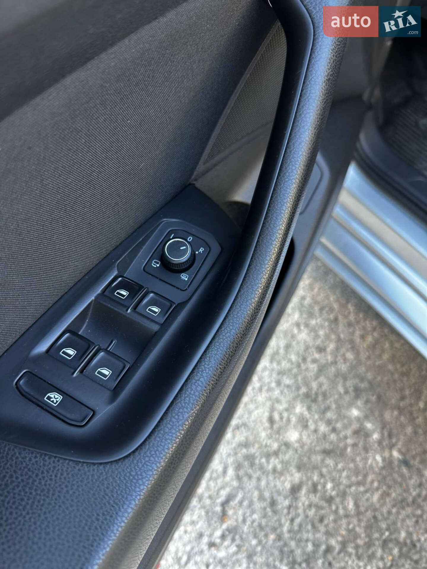 Volkswagen Passat 2015 VIN WVWZZZ3CZFE473265 фото оголошення 15 з 17