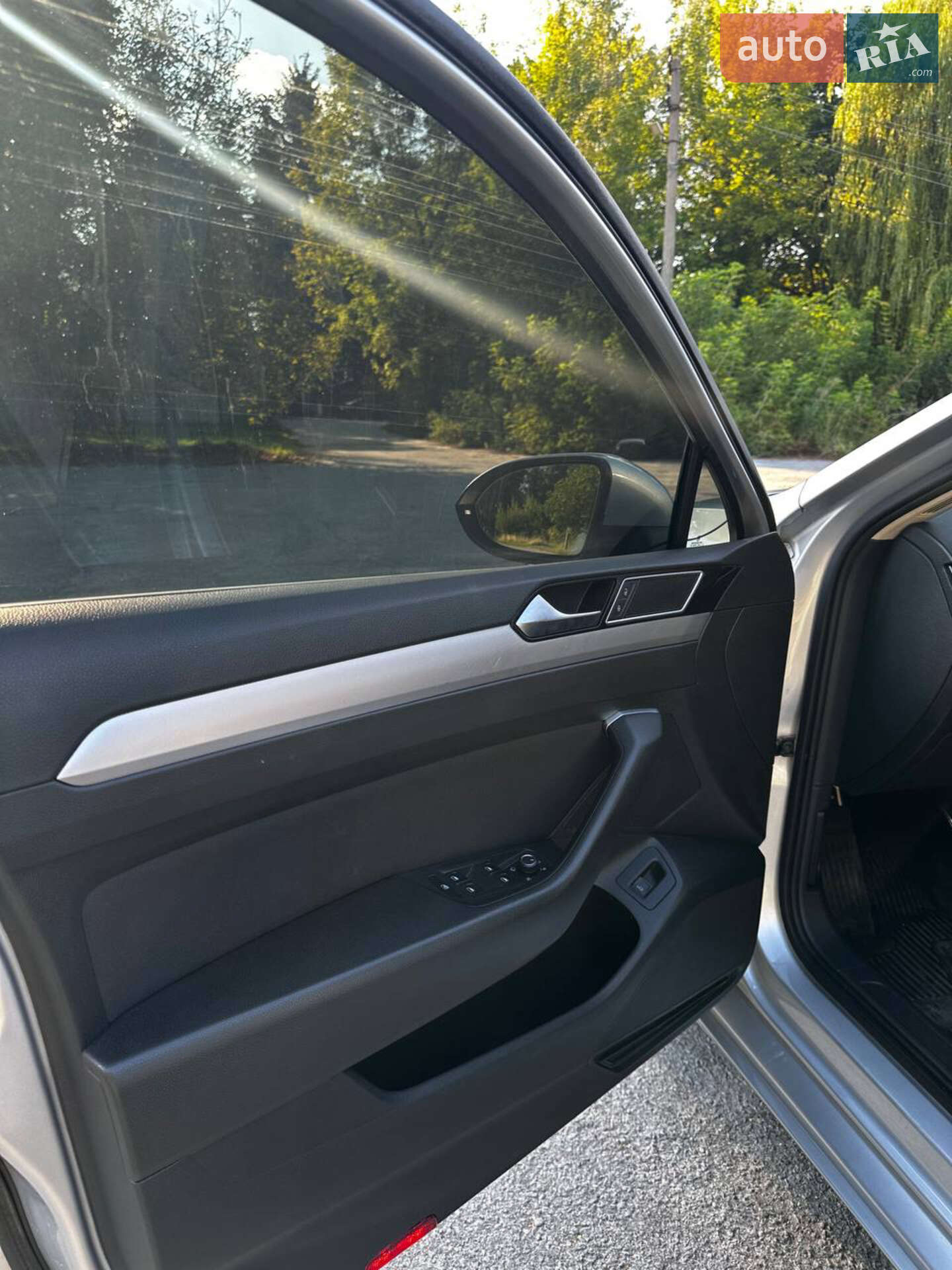 Volkswagen Passat 2015 VIN WVWZZZ3CZFE473265 фото оголошення 14 з 17