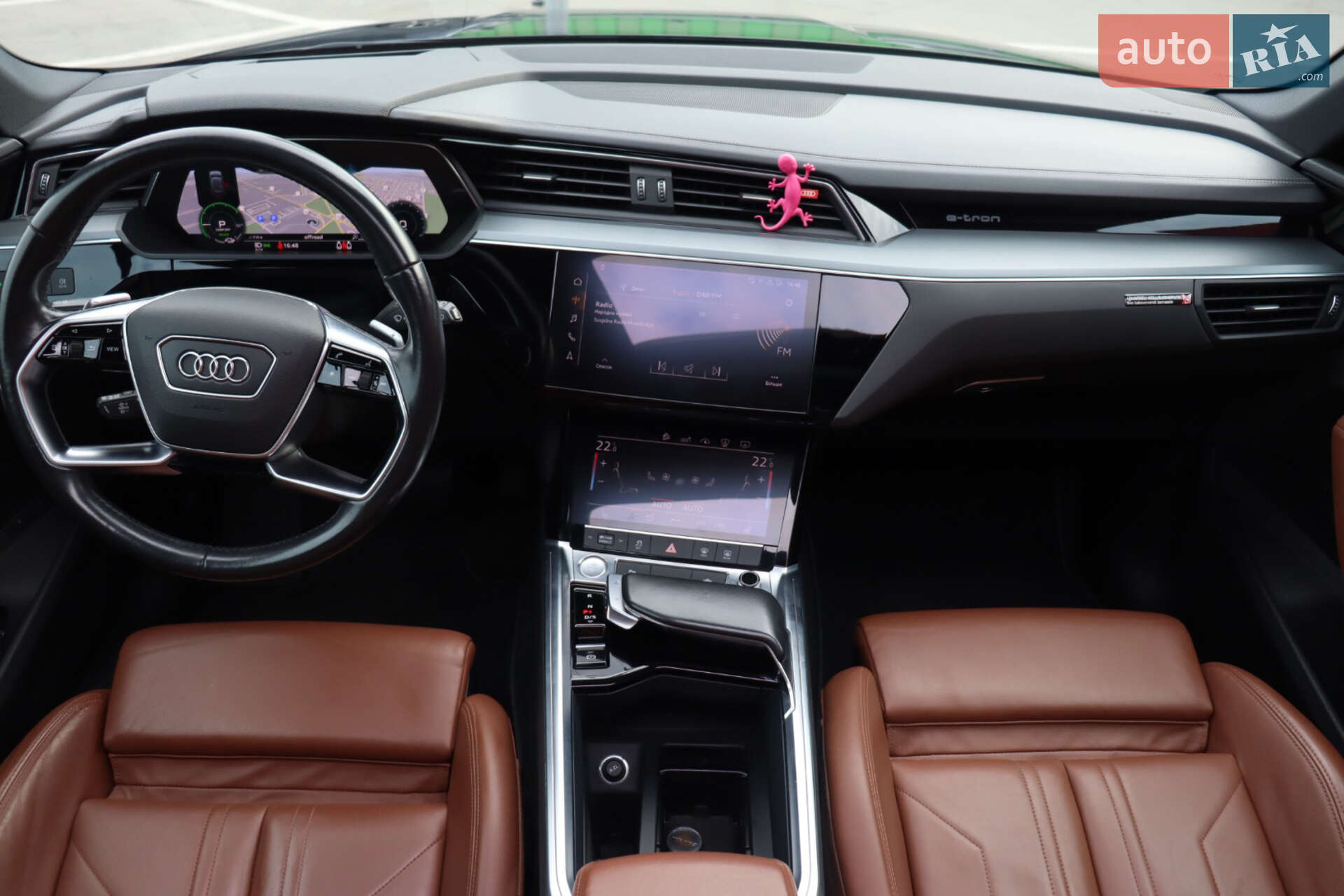 Audi e-tron 2019 VIN WAUZZZGE4KB013597 фото оголошення 20 з 43