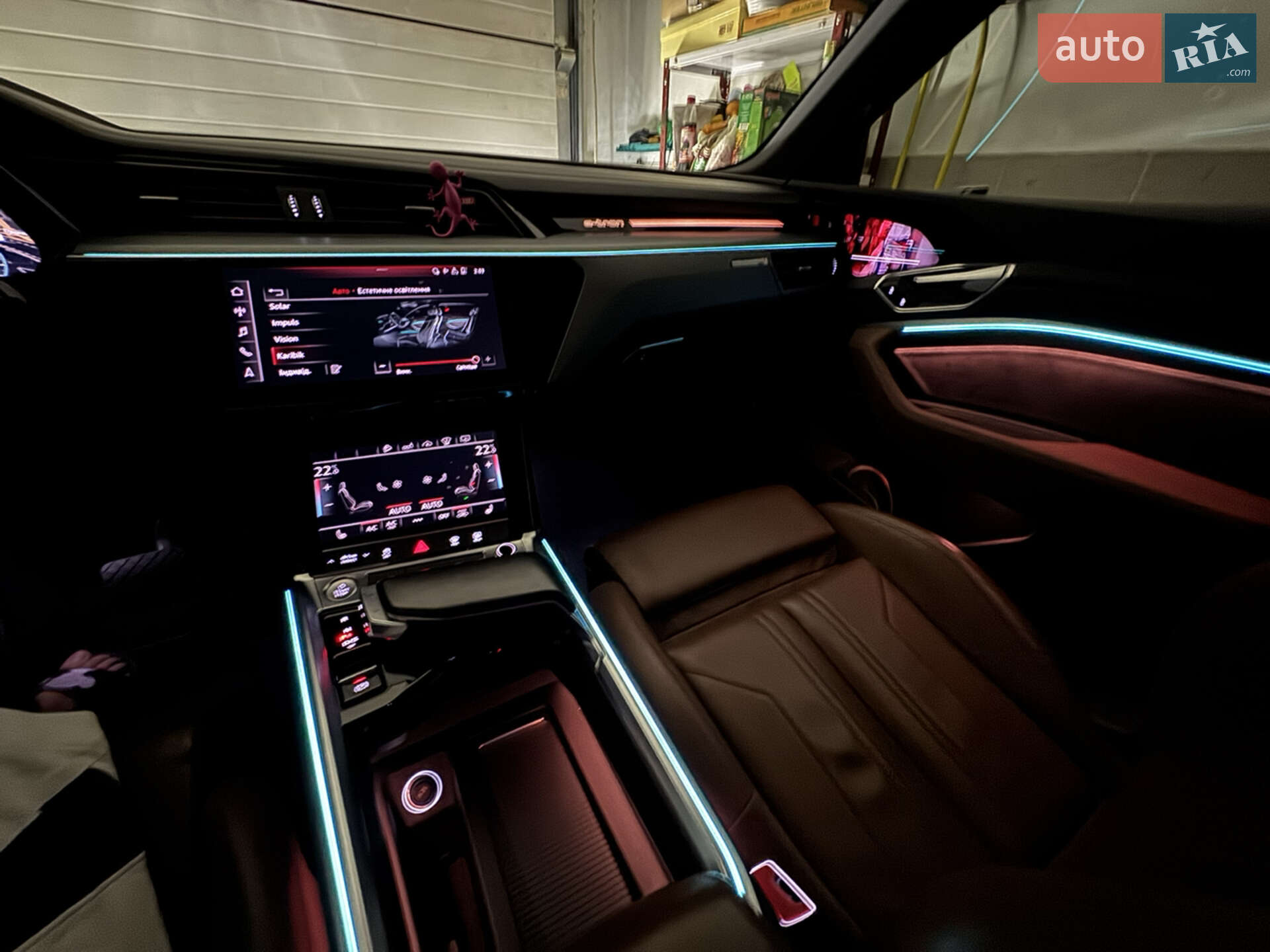 Audi e-tron 2019 VIN WAUZZZGE4KB013597 фото оголошення 42 з 43