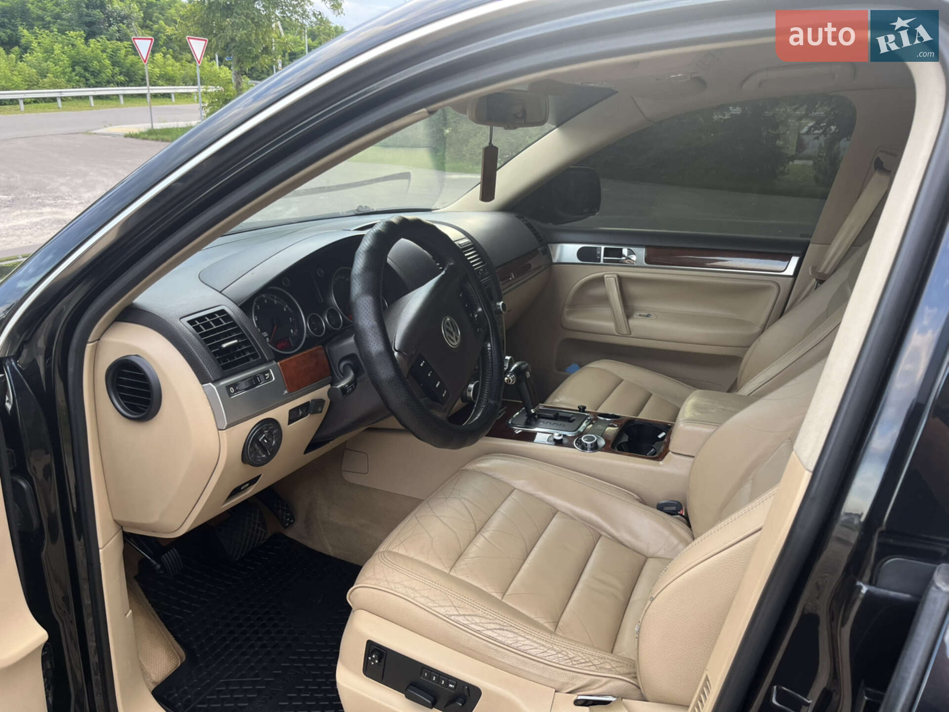 Volkswagen Touareg 2004 VIN WVGZZZ7LZ5D012002 фото оголошення 8 з 9