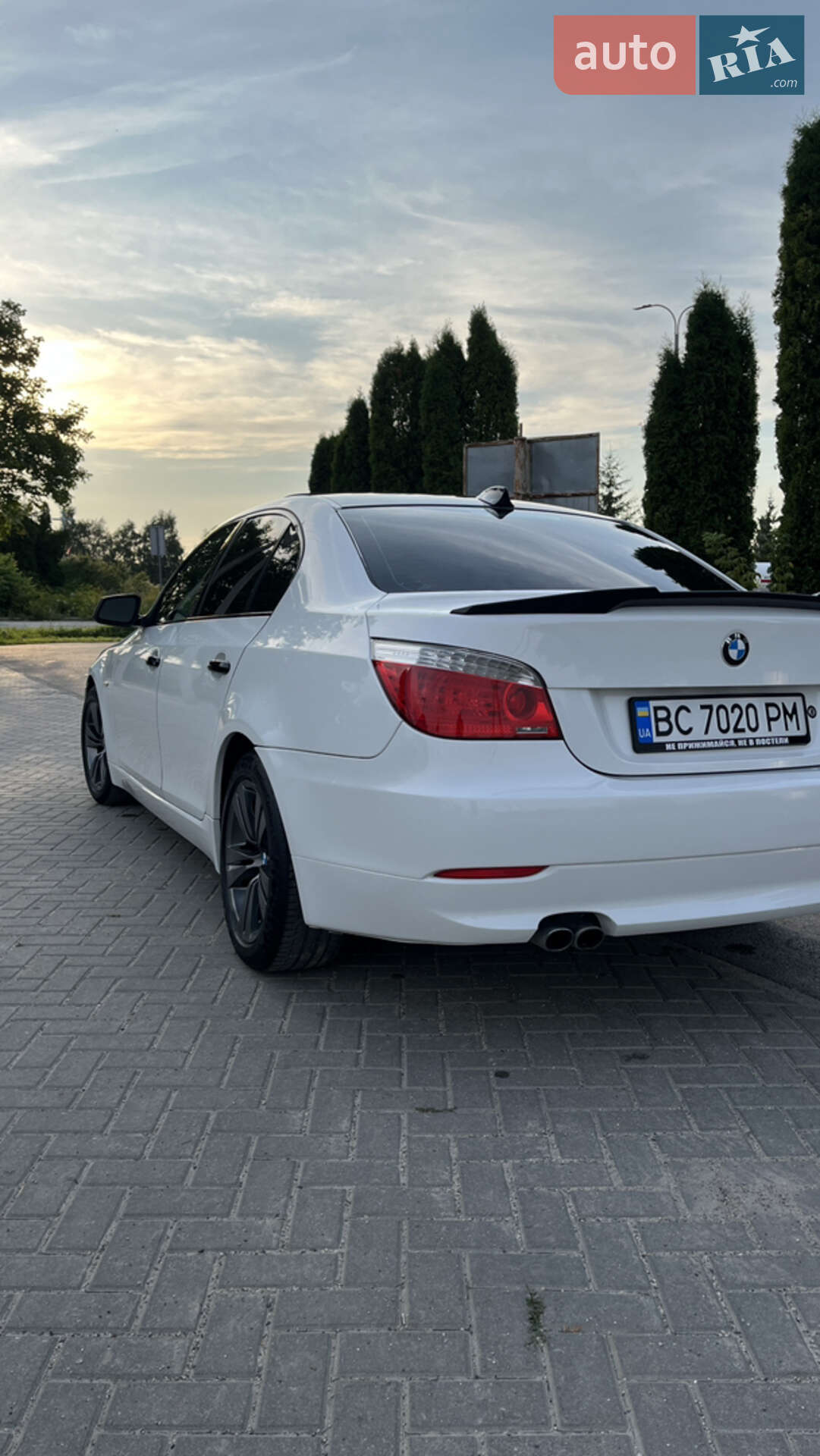 BMW 5 Series 2009 VIN WBANU5C54AC364840 фото оголошення 14 з 15