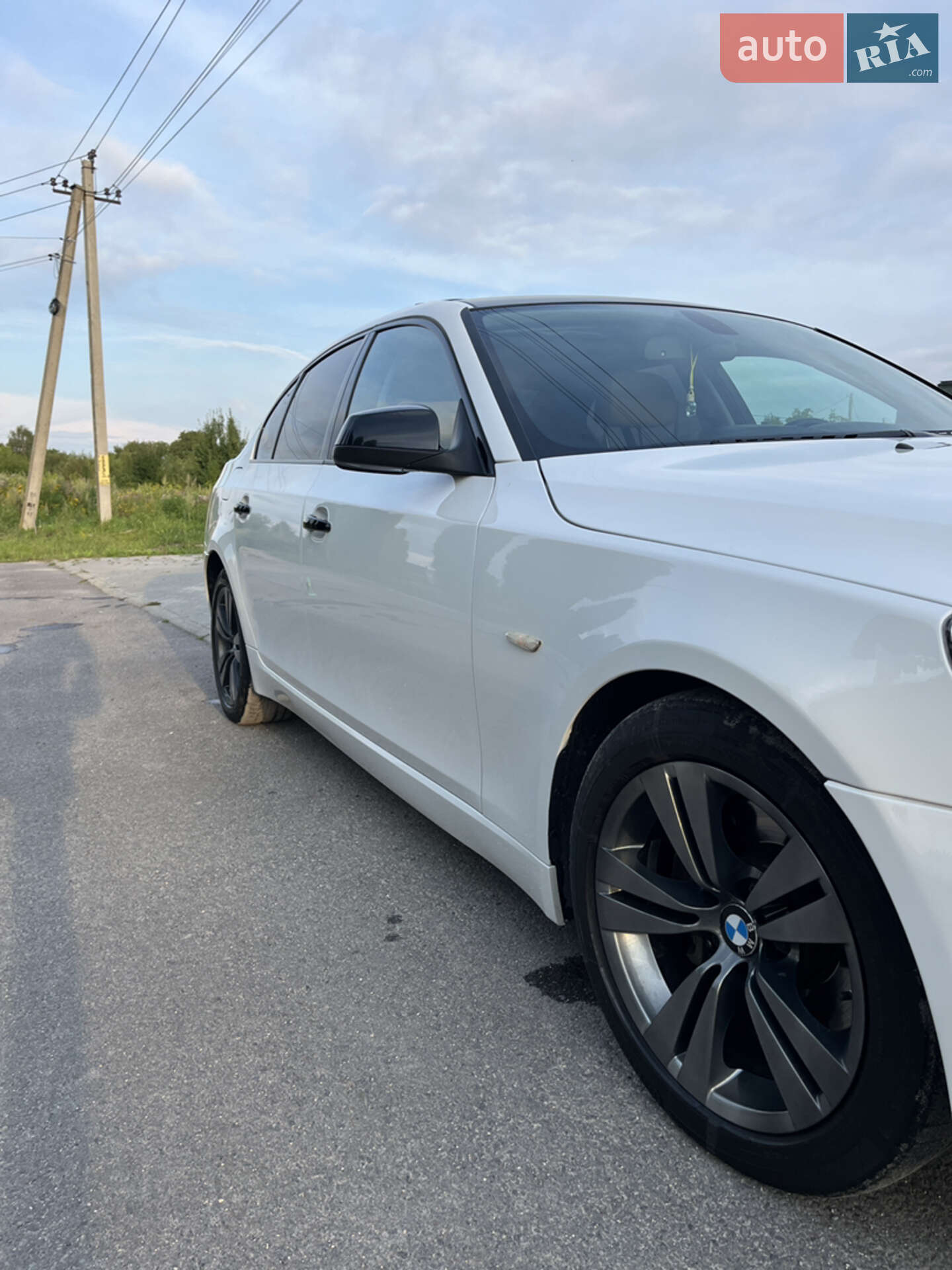BMW 5 Series 2009 VIN WBANU5C54AC364840 фото оголошення 12 з 15