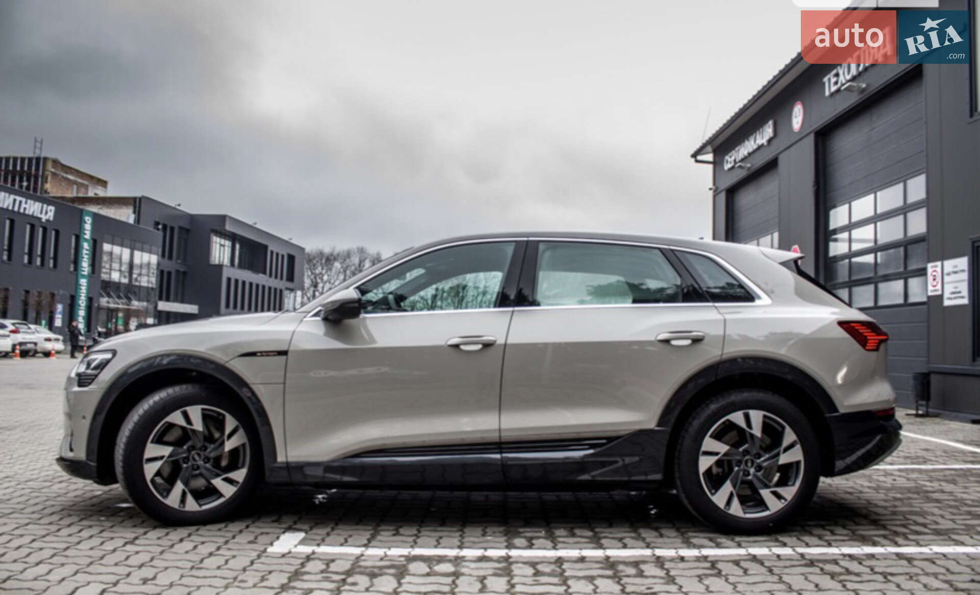 Audi e-tron 2021 VIN WAUZZZGEXMB024087 фото оголошення 4 з 75