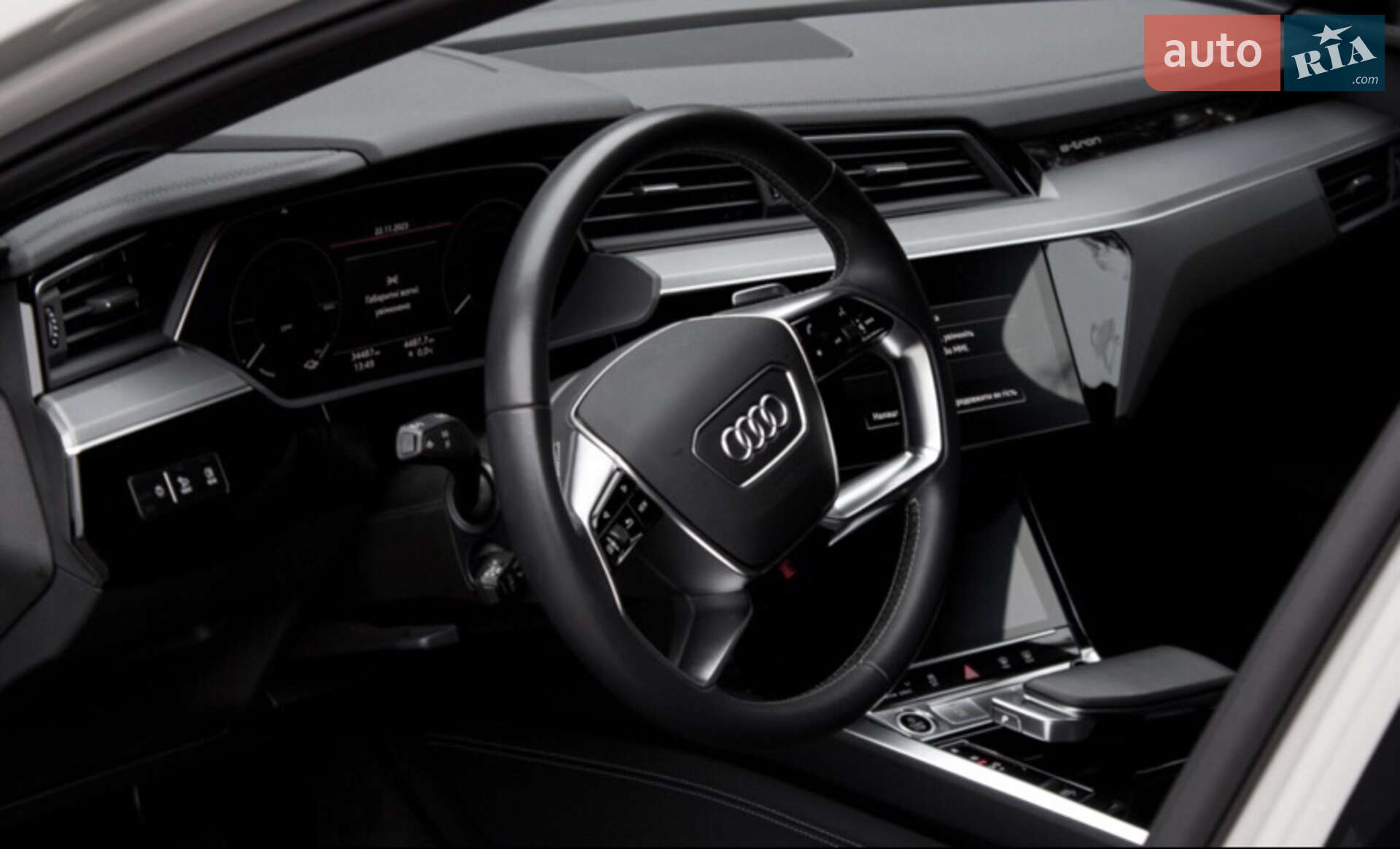 Audi e-tron 2021 VIN WAUZZZGEXMB024087 фото оголошення 24 з 75
