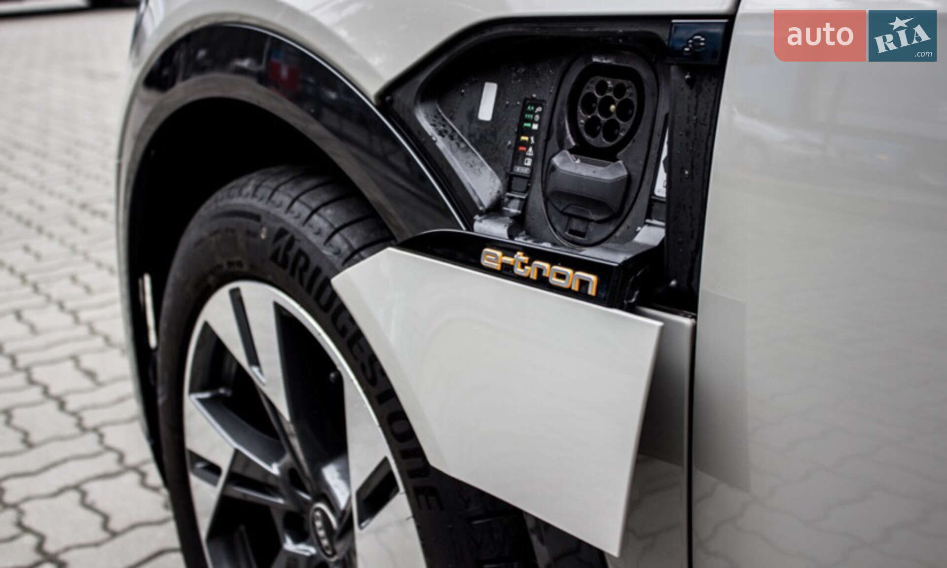 Audi e-tron 2021 VIN WAUZZZGEXMB024087 фото оголошення 27 з 75