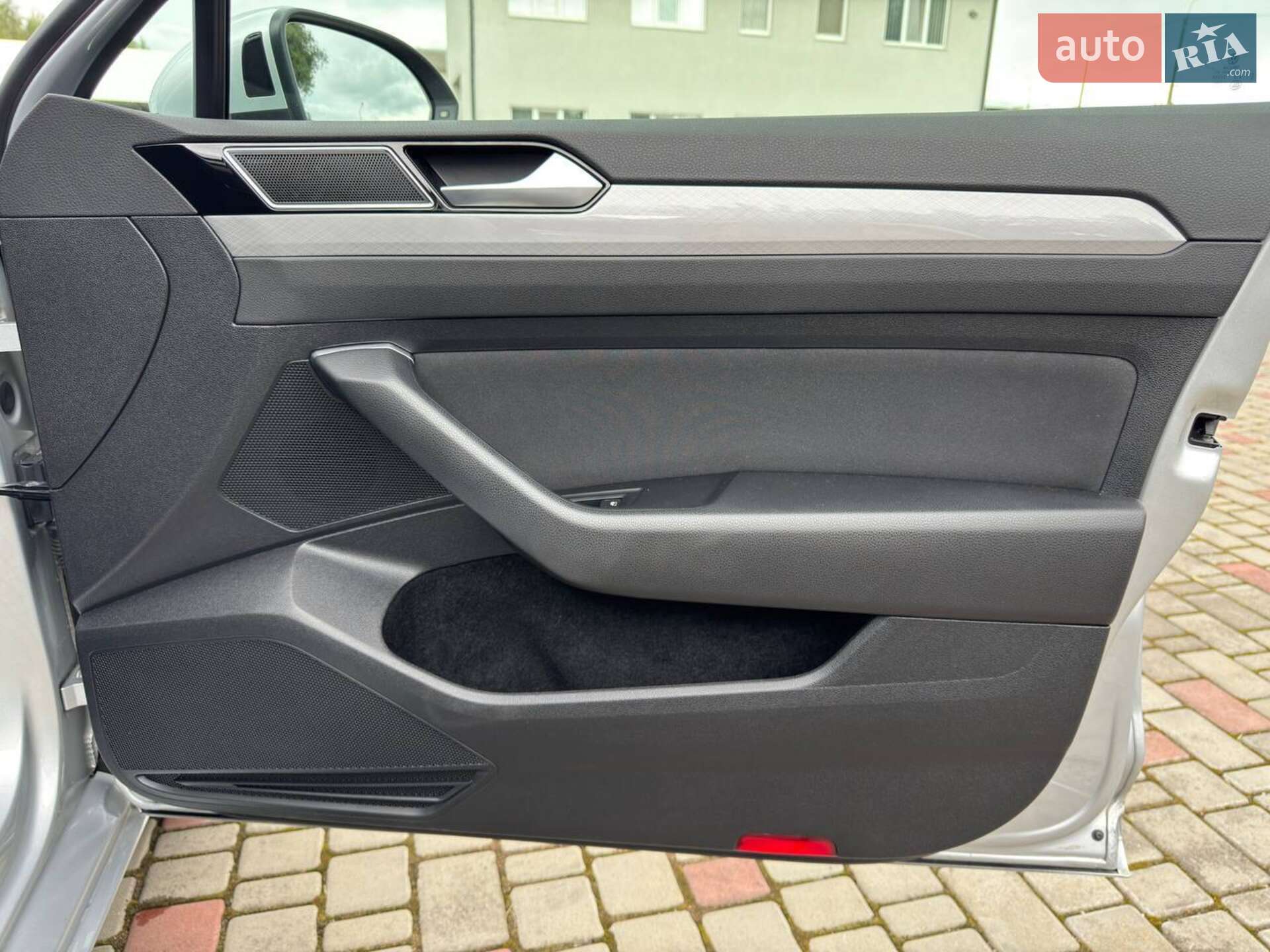 Volkswagen Passat 2021 VIN WVWZZZ3CZME104734 фото оголошення 21 з 47