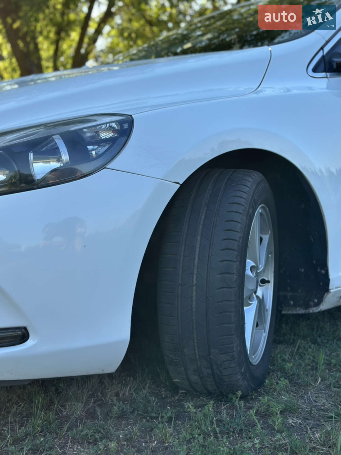 Volvo V40 2014 VIN YV1MV5150E2132470 фото оголошення 8 з 28