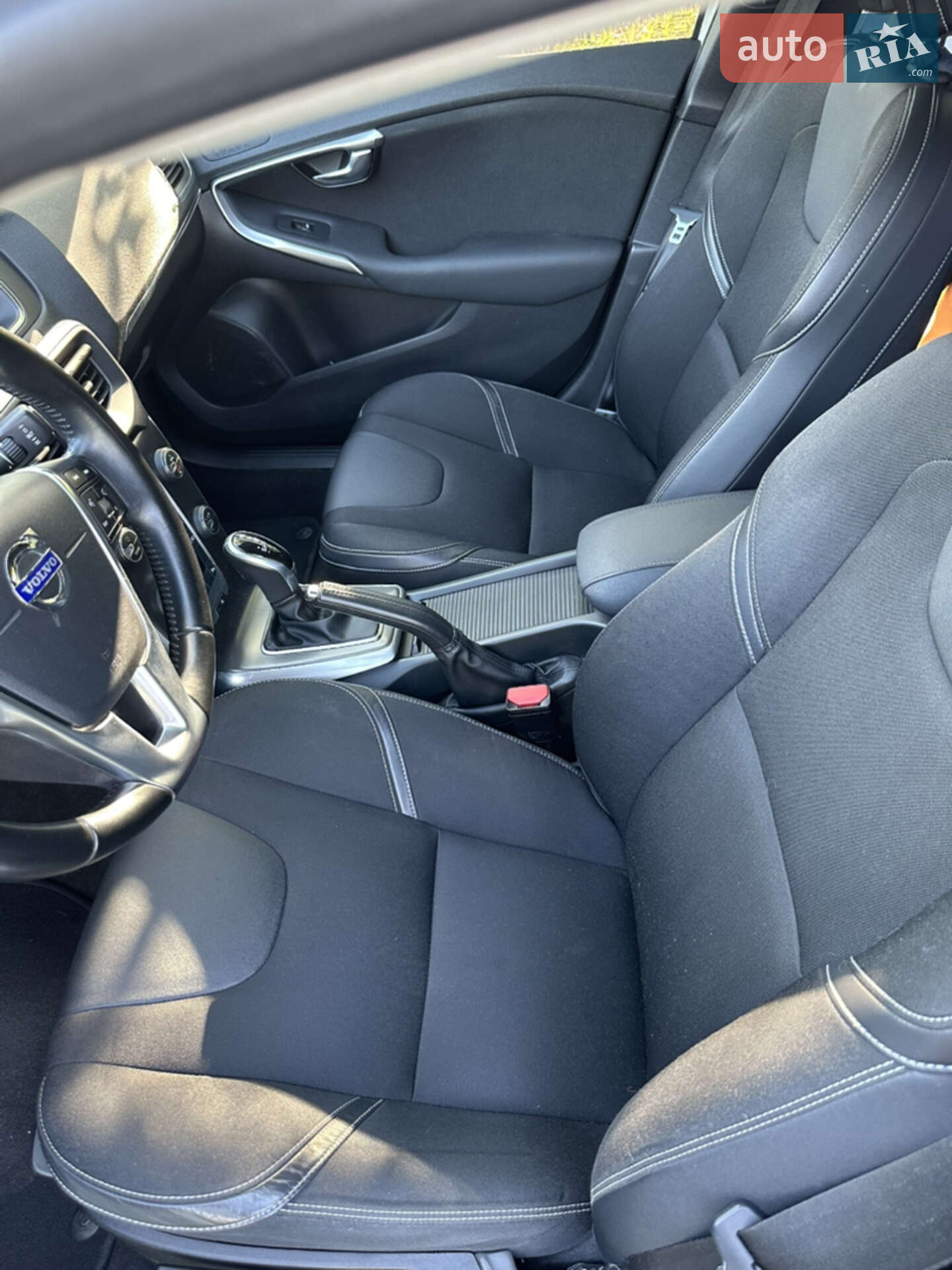 Volvo V40 2014 VIN YV1MV5150E2132470 фото оголошення 15 з 28