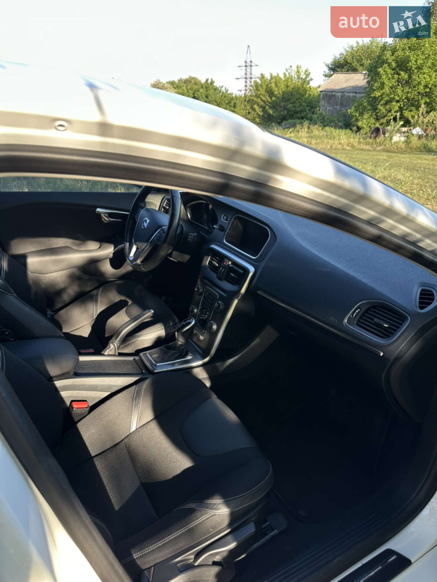 Volvo V40 2014 VIN YV1MV5150E2132470 фото оголошення 19 з 28
