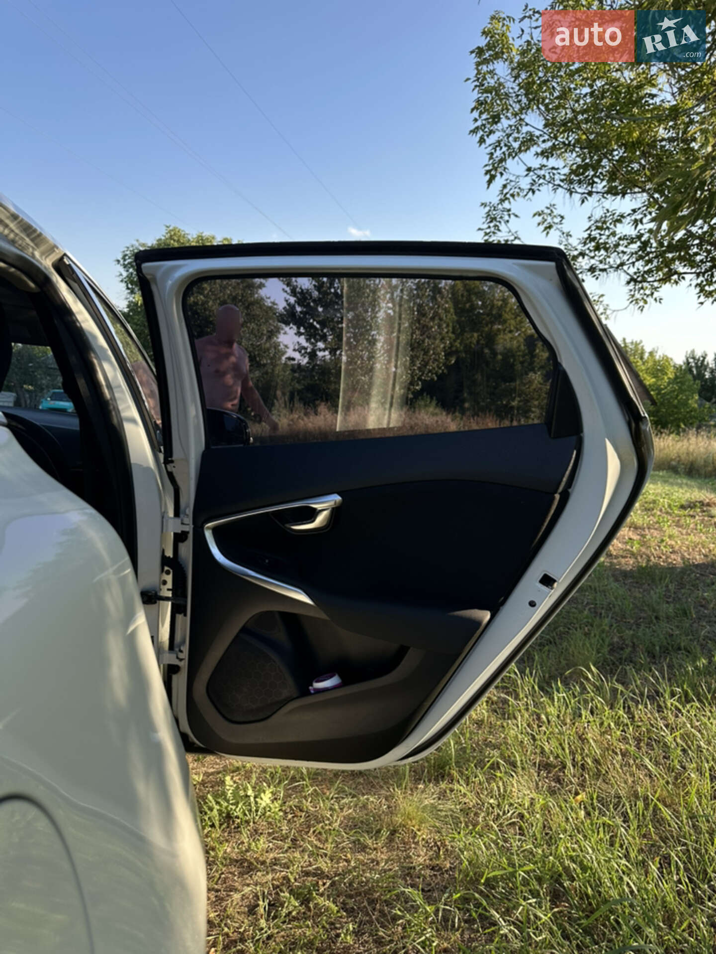 Volvo V40 2014 VIN YV1MV5150E2132470 фото оголошення 21 з 28