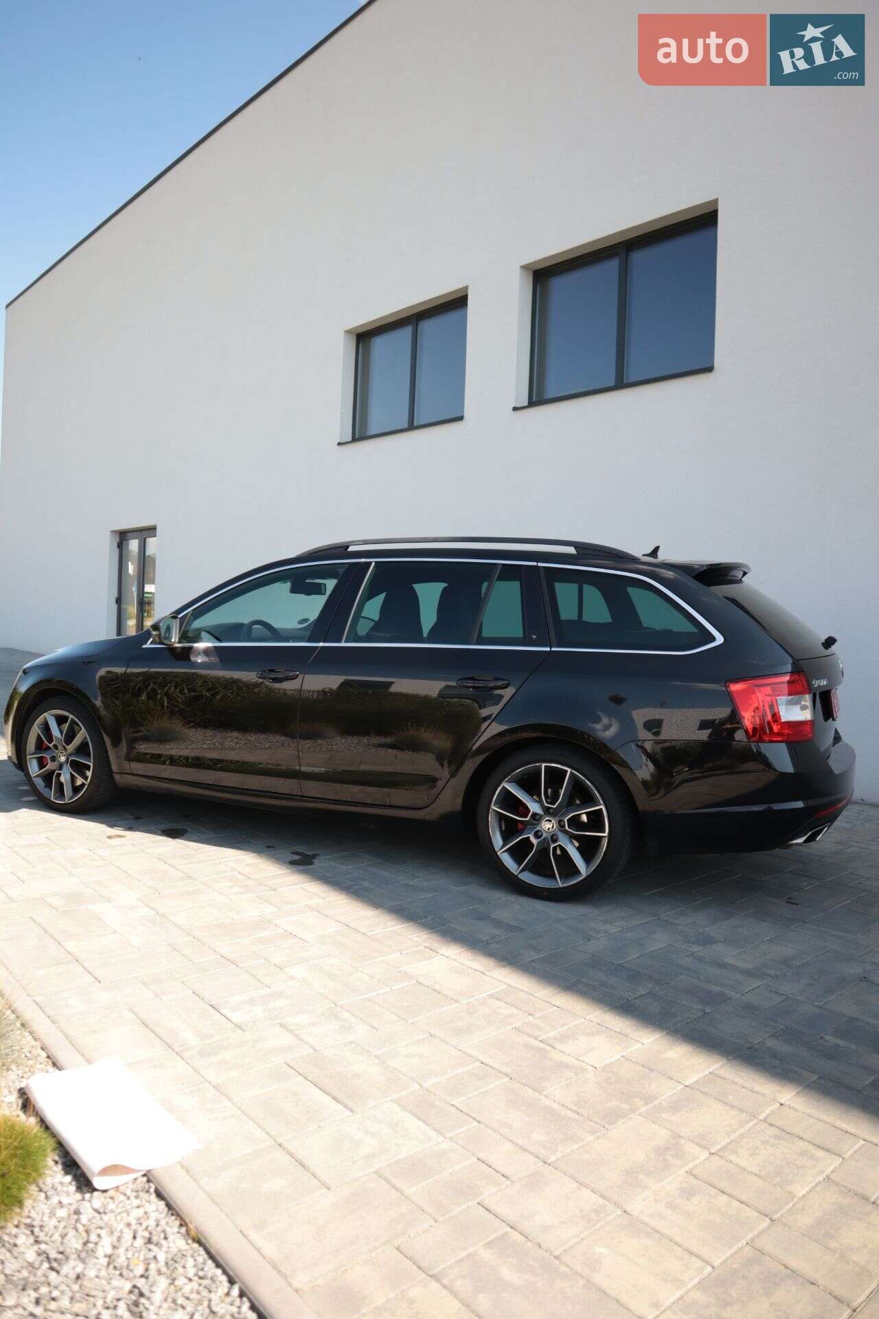 Skoda Octavia 2015 VIN TMBJK7NE9G0020849 фото оголошення 9 з 13