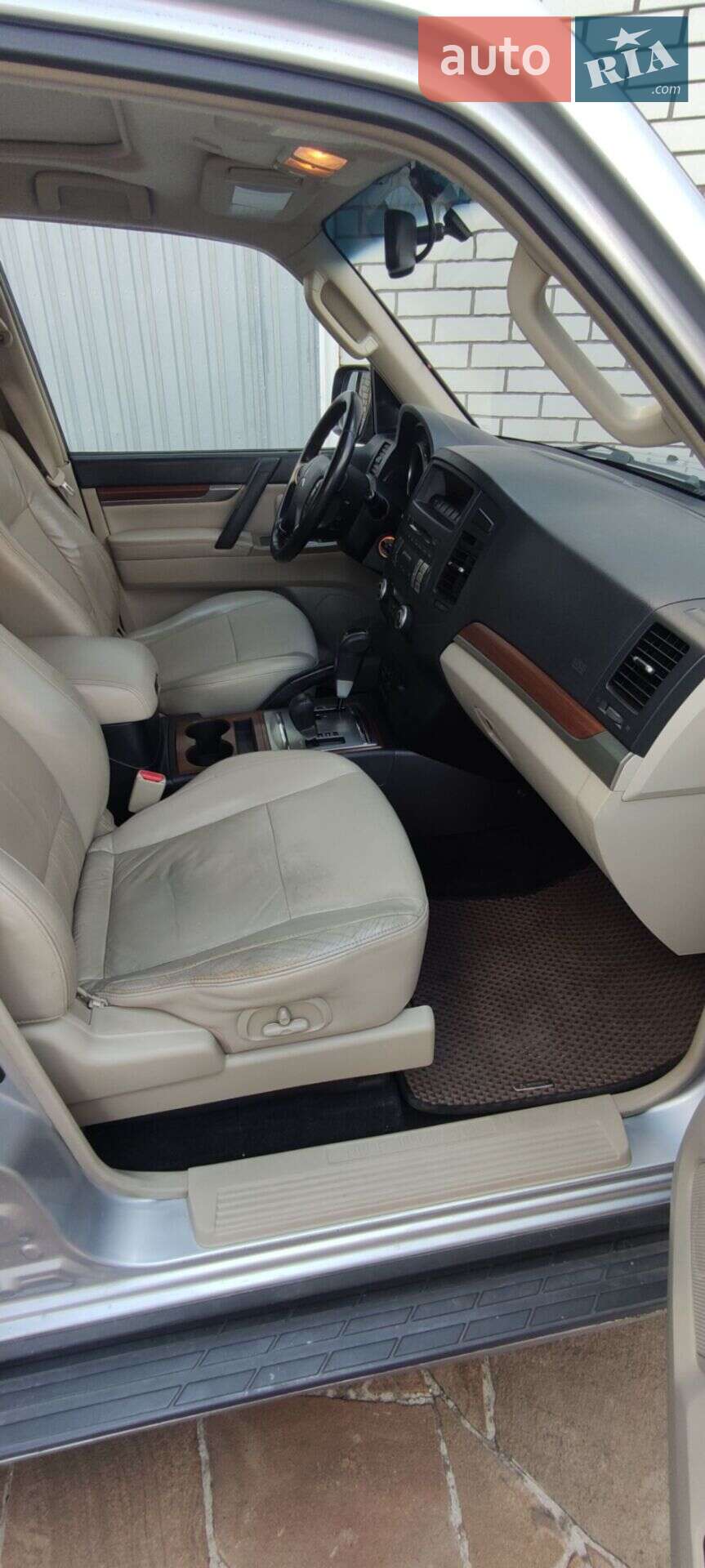 Mitsubishi Pajero 2007 VIN JMYLRV93W7J718259 фото оголошення 24 з 32