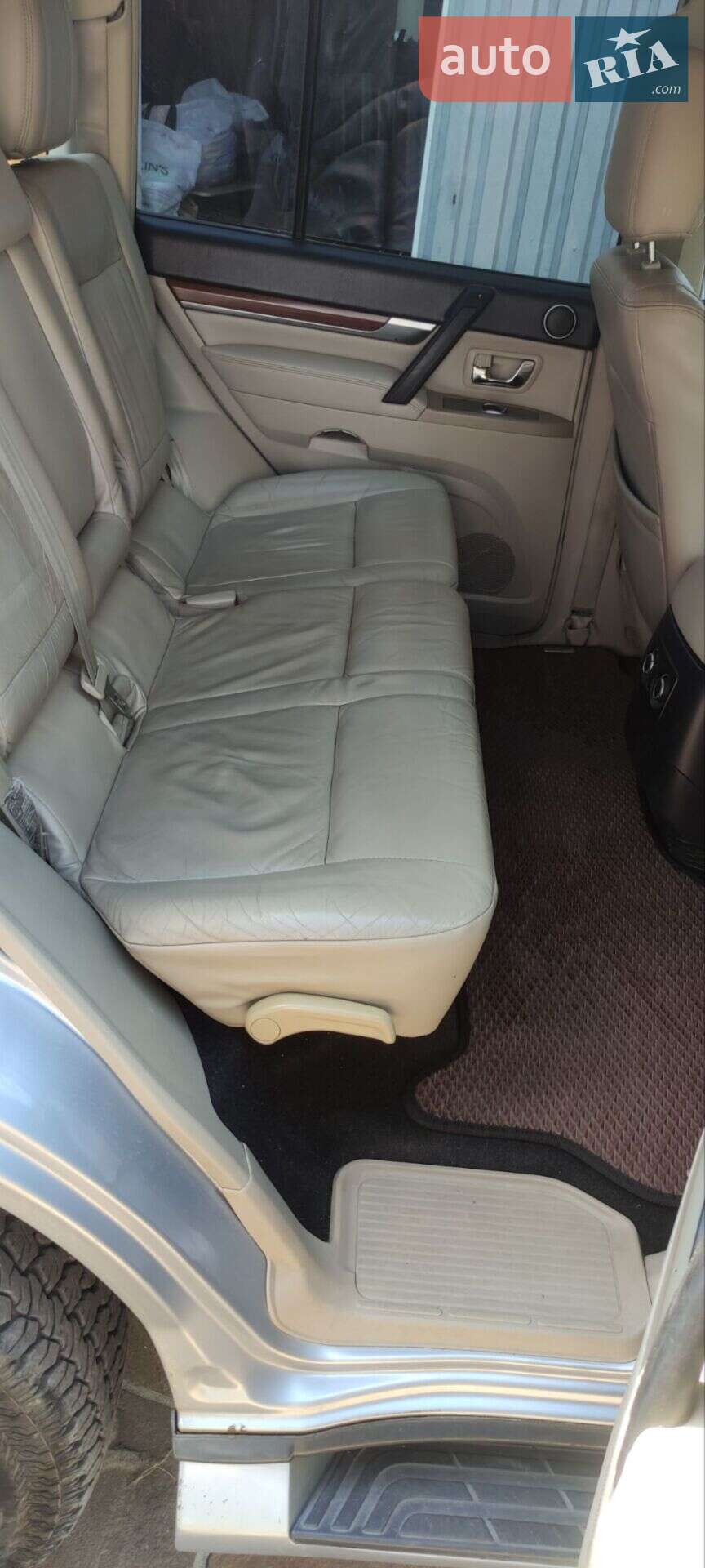 Mitsubishi Pajero 2007 VIN JMYLRV93W7J718259 фото оголошення 30 з 32