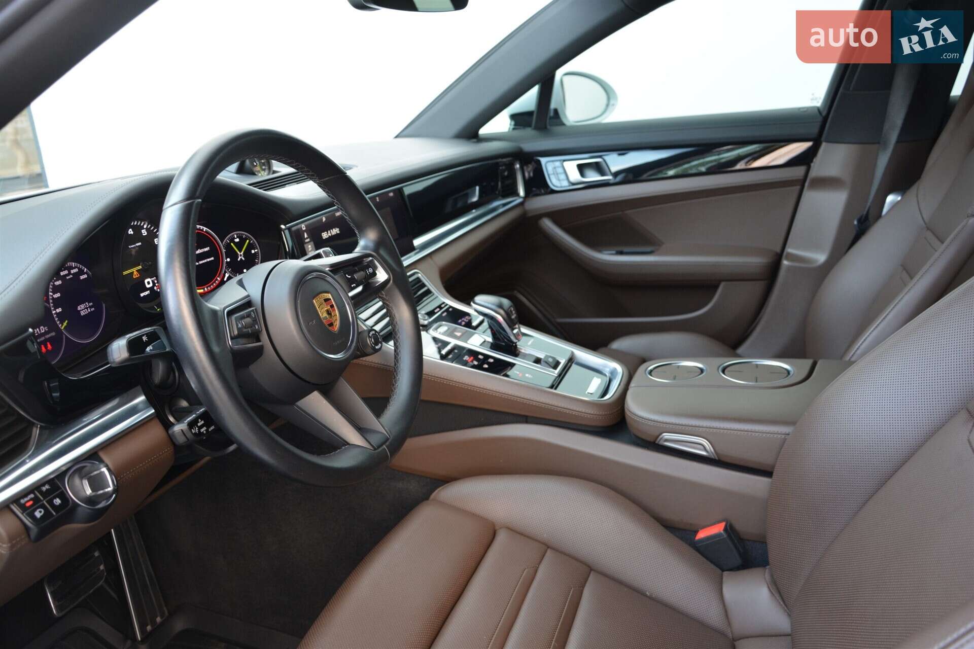 Porsche Panamera 2021 VIN WP0ZZZ97ZML128199 фото оголошення 3 з 8