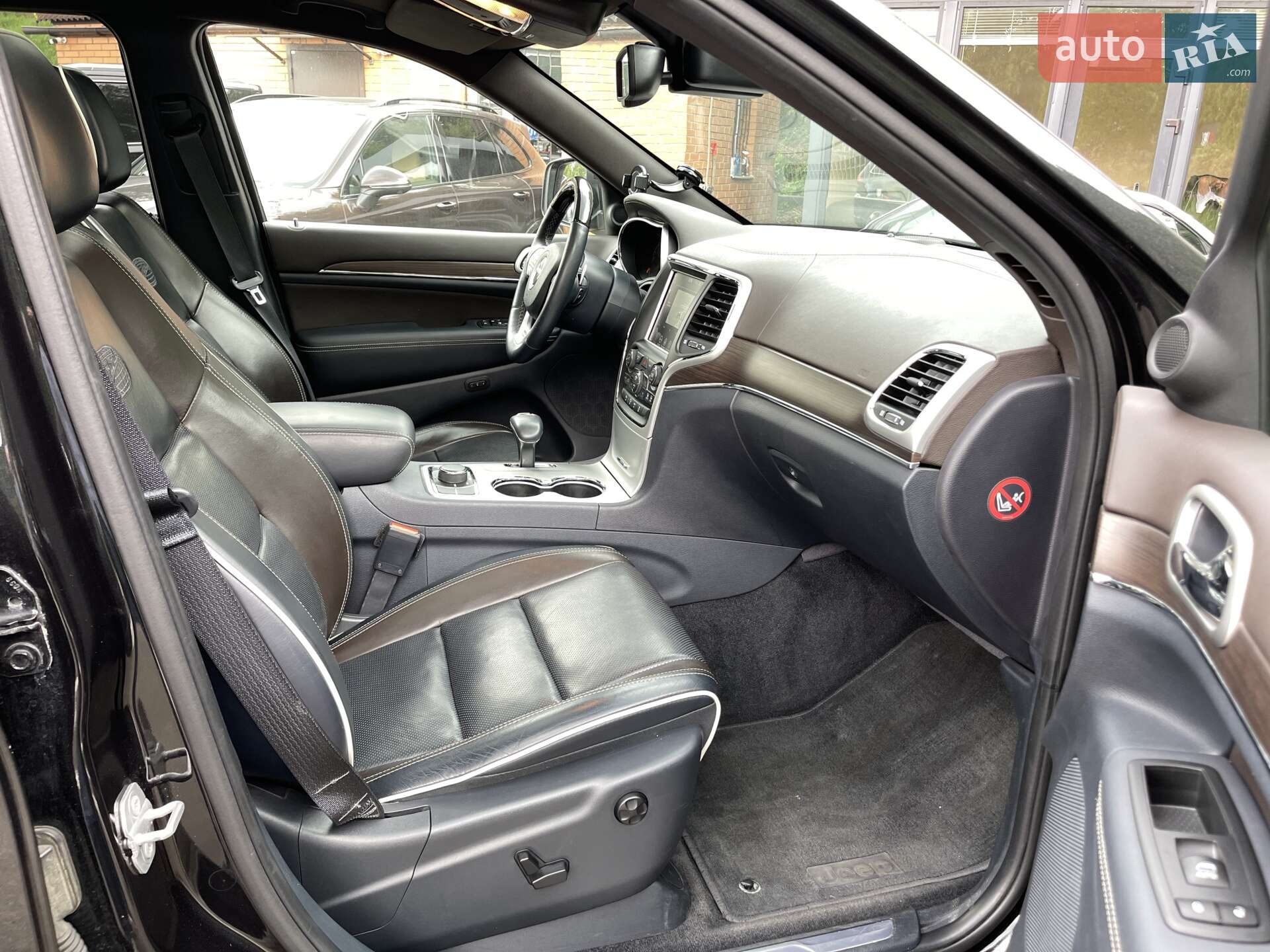 Jeep Grand Cherokee 2015 VIN 1C4RJFCM1FC191182 фото оголошення 20 з 26