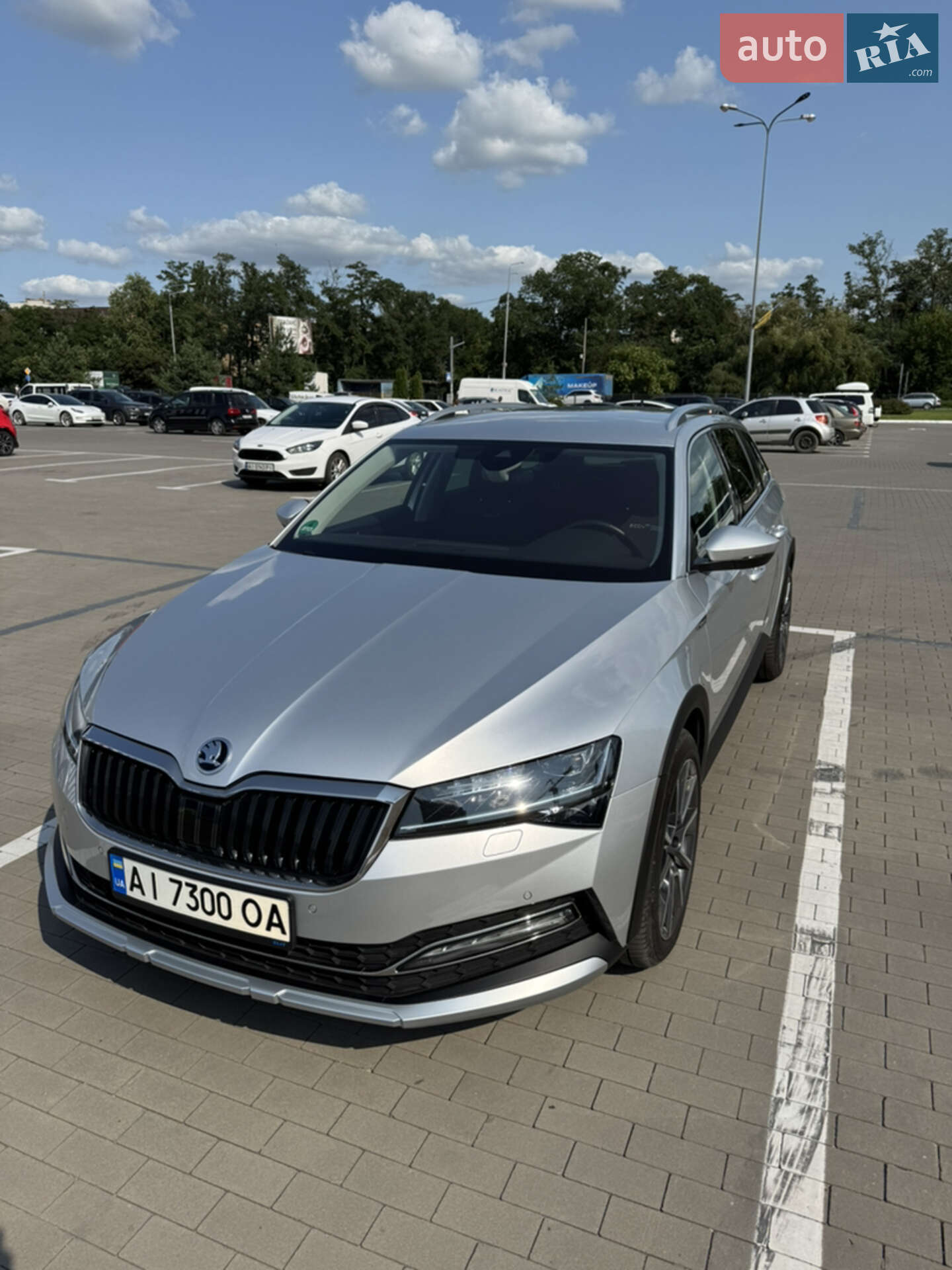 Skoda Superb 2019 VIN TMBLJ9NP0L7028347 фото оголошення 2 з 73