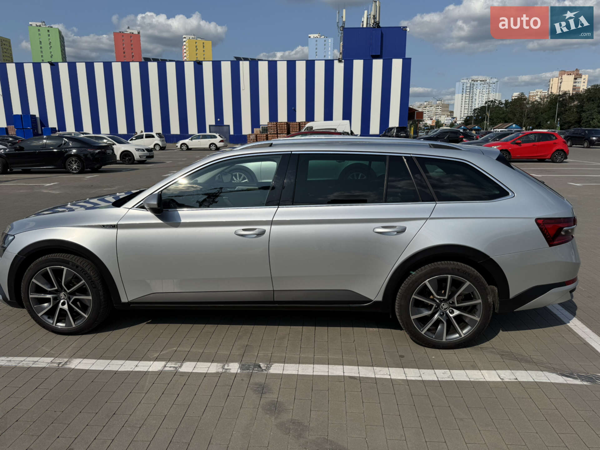 Skoda Superb 2019 VIN TMBLJ9NP0L7028347 фото оголошення 7 з 73
