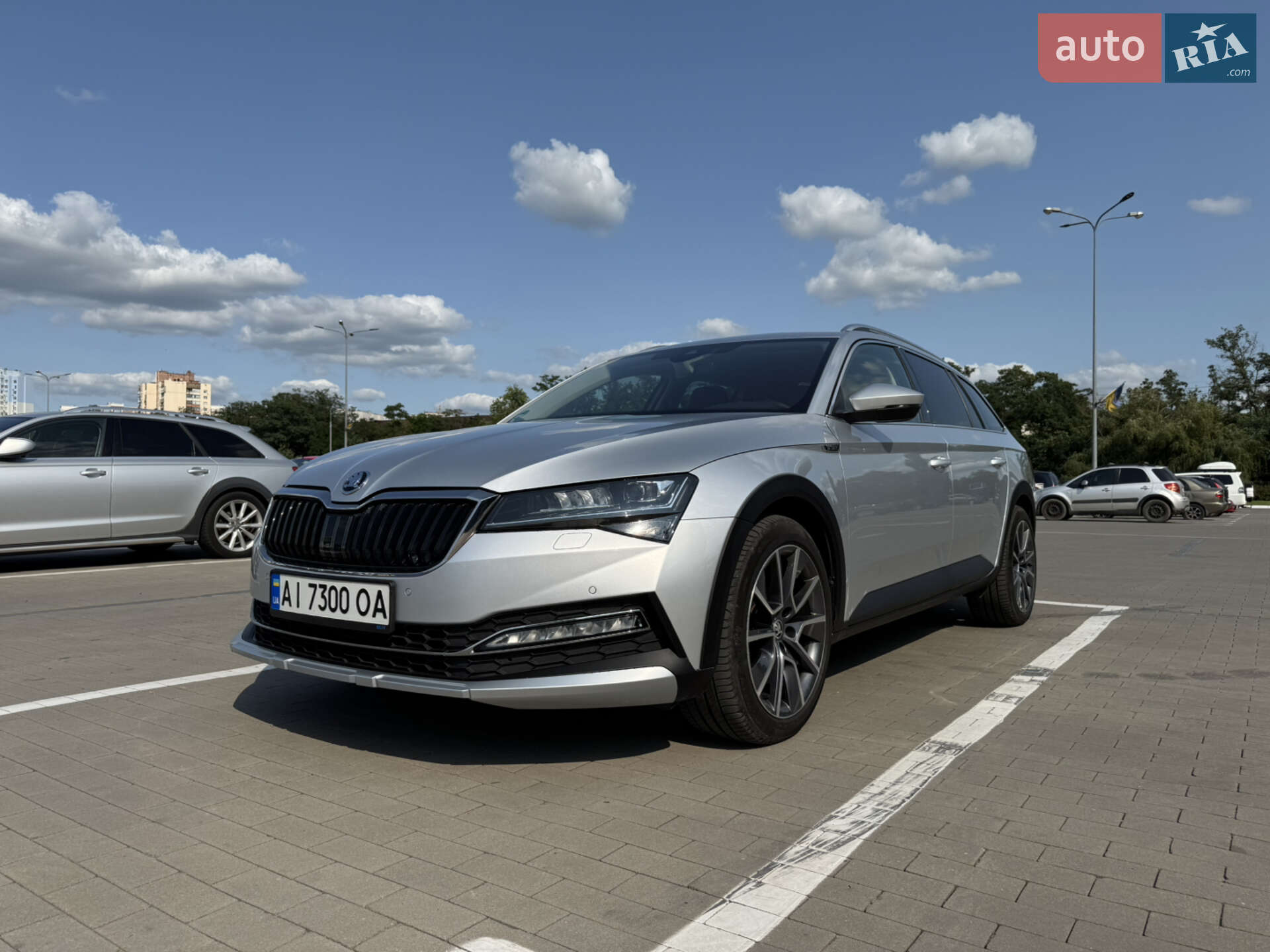 Skoda Superb 2019 VIN TMBLJ9NP0L7028347 фото оголошення 3 з 73