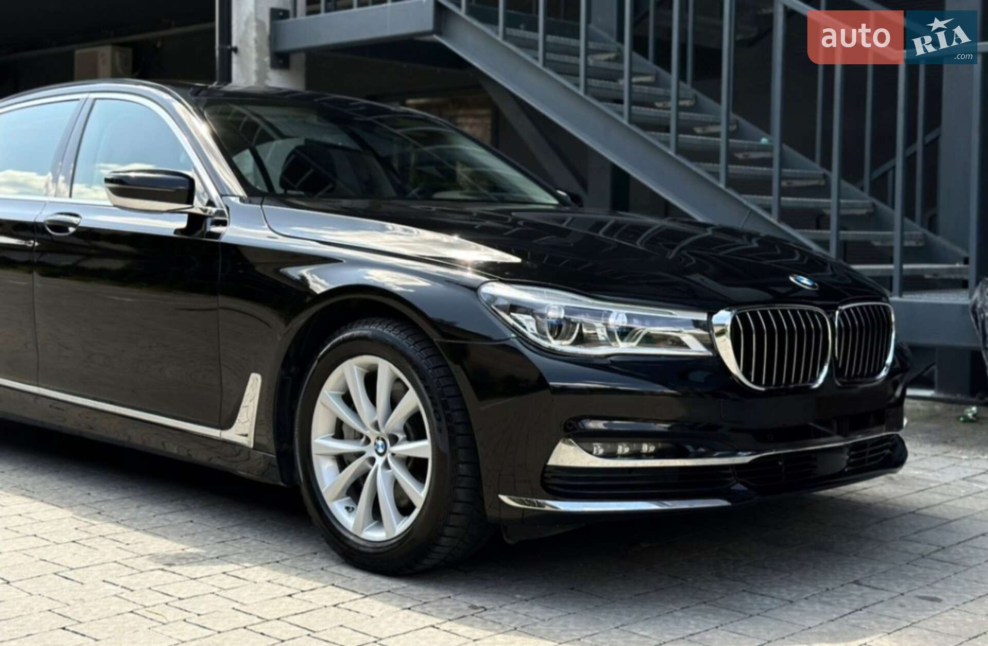 BMW 7 Series 2018 VIN WBA7E2C50KB218642 фото оголошення 7 з 30