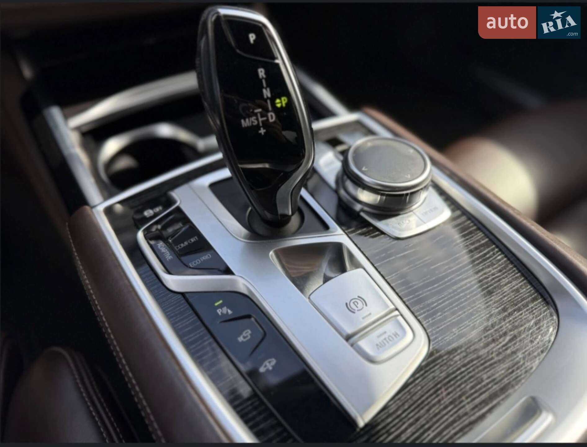 BMW 7 Series 2018 VIN WBA7E2C50KB218642 фото оголошення 14 з 30