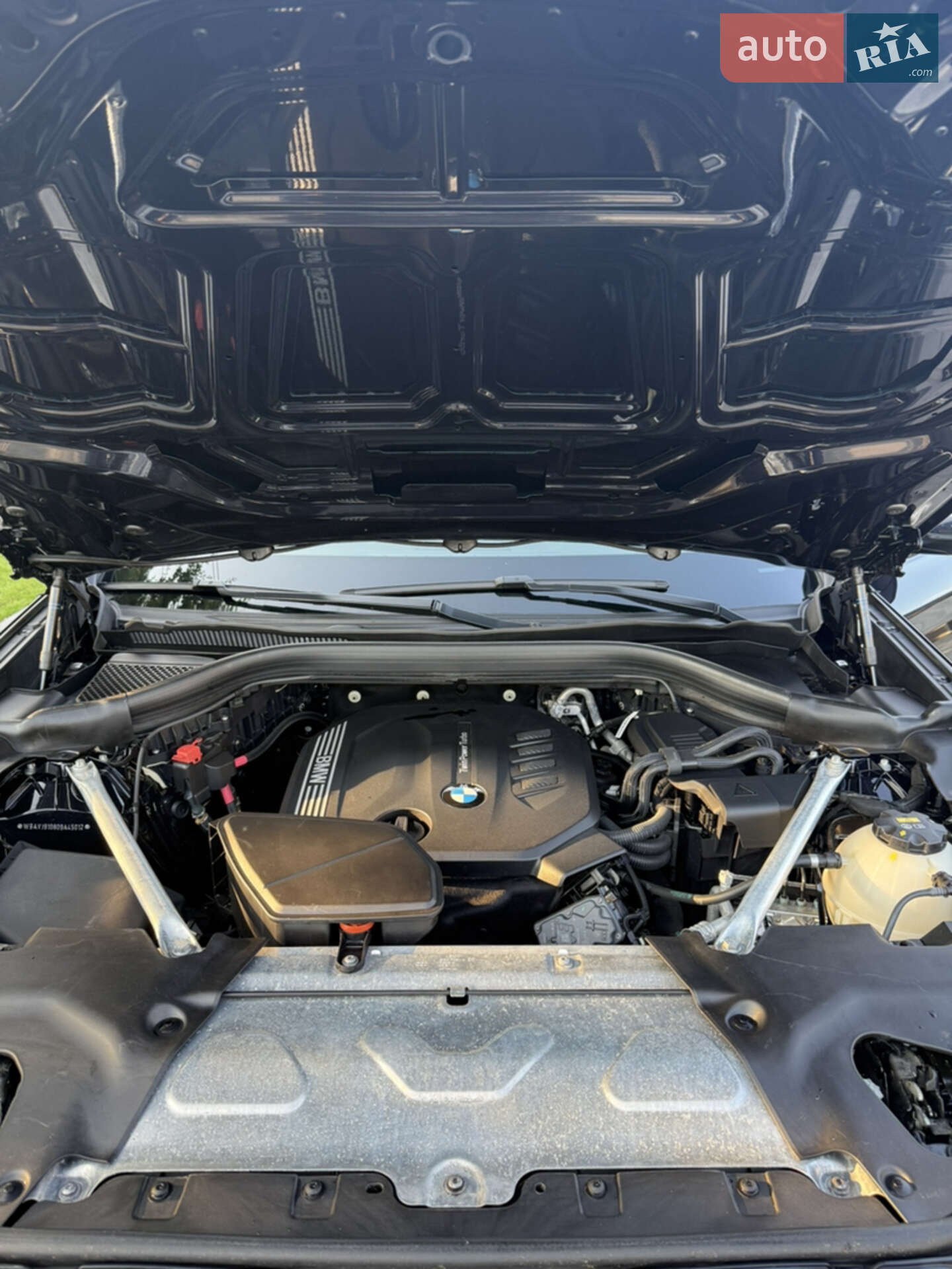 BMW X4 2019 VIN WBAVJ910809A45012 фото оголошення 22 з 45