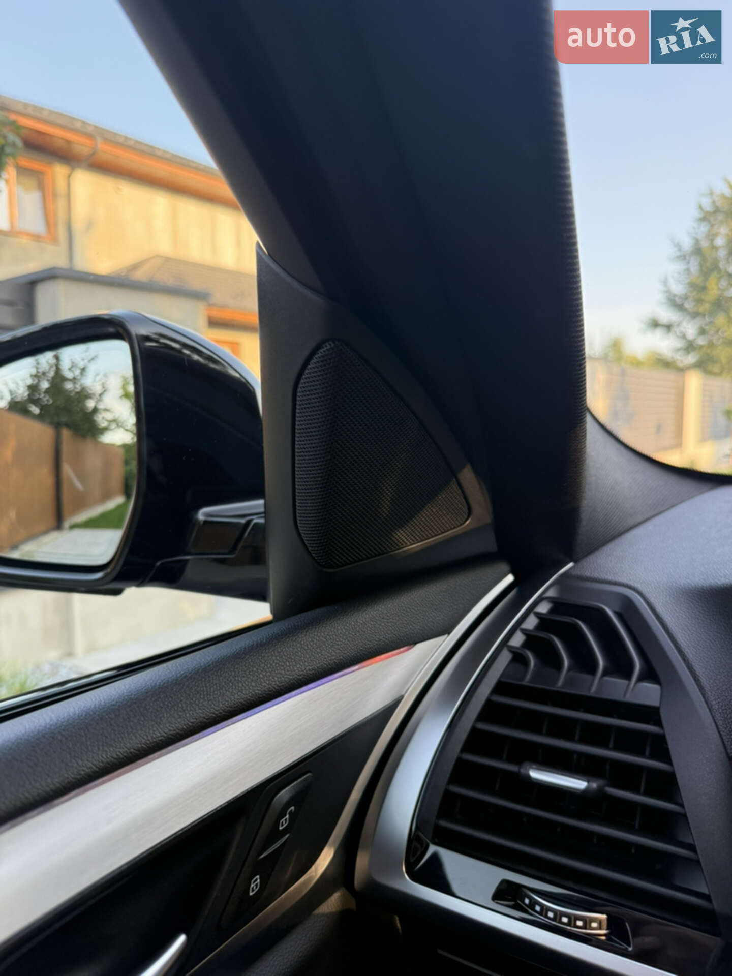 BMW X4 2019 VIN WBAVJ910809A45012 фото оголошення 41 з 45
