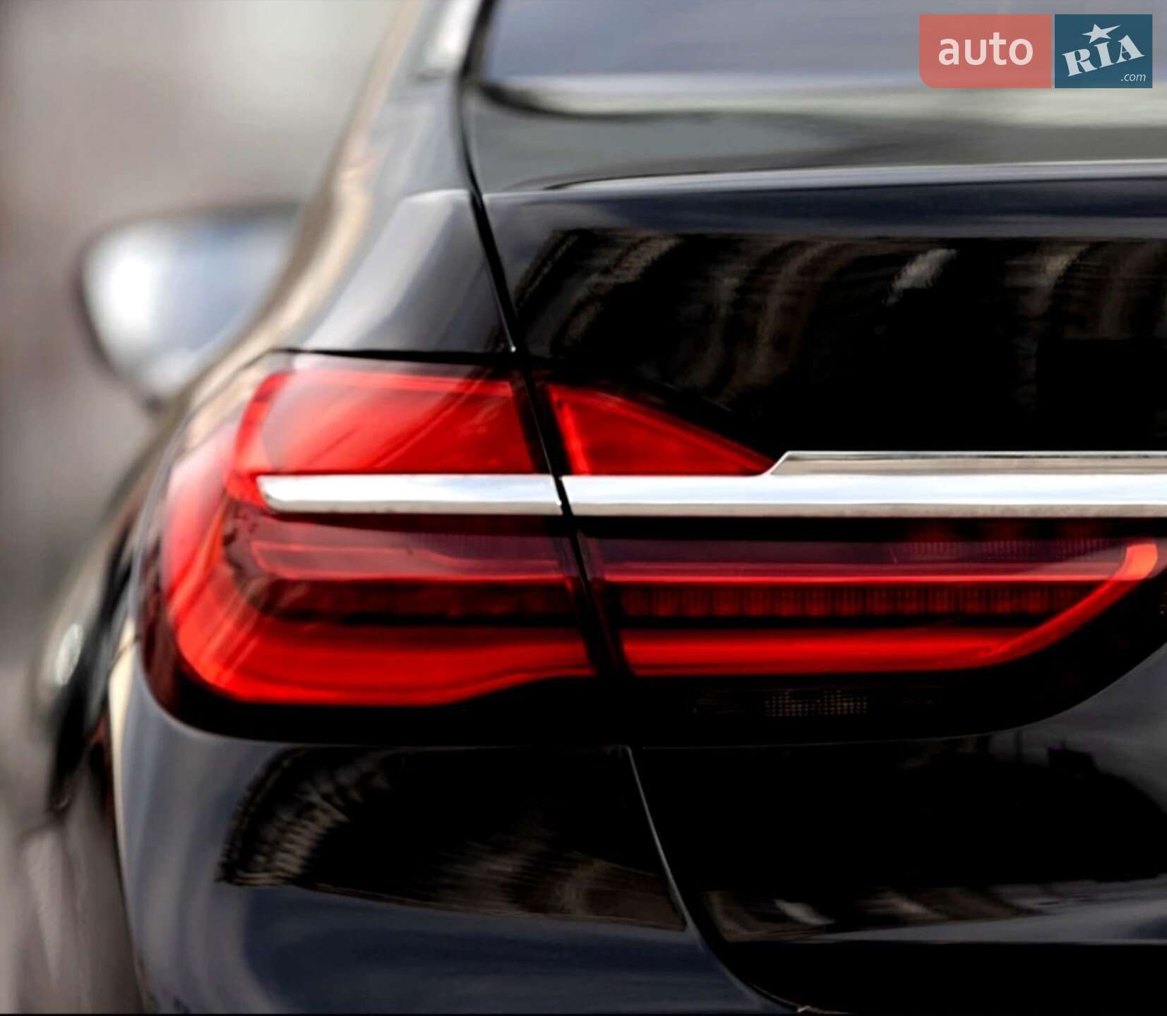 BMW 7 Series 2018 VIN WBA7E2C50KB218642 фото оголошення 4 з 30