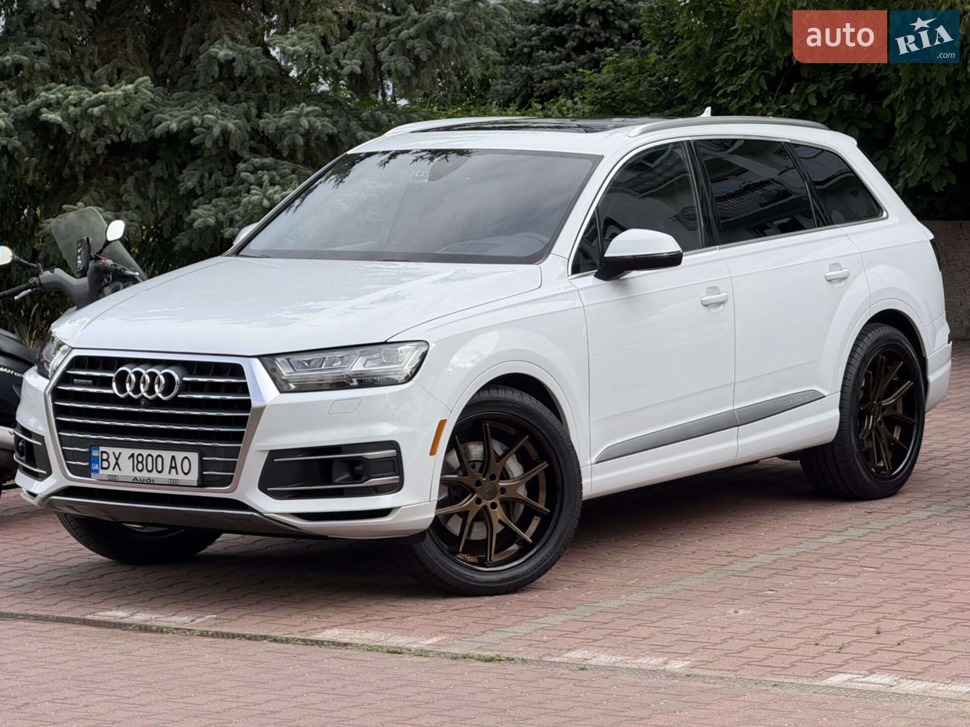 Audi Q7 2017 VIN WA1VAAF7XJD012643 фото оголошення 59 з 59