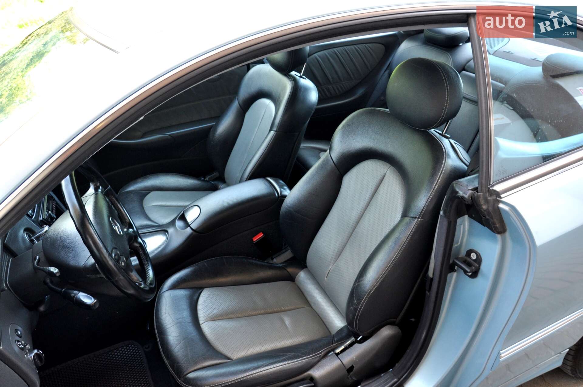 Mercedes-Benz CLK-Class 2003 VIN WDB2093611F007640 фото оголошення 16 з 34