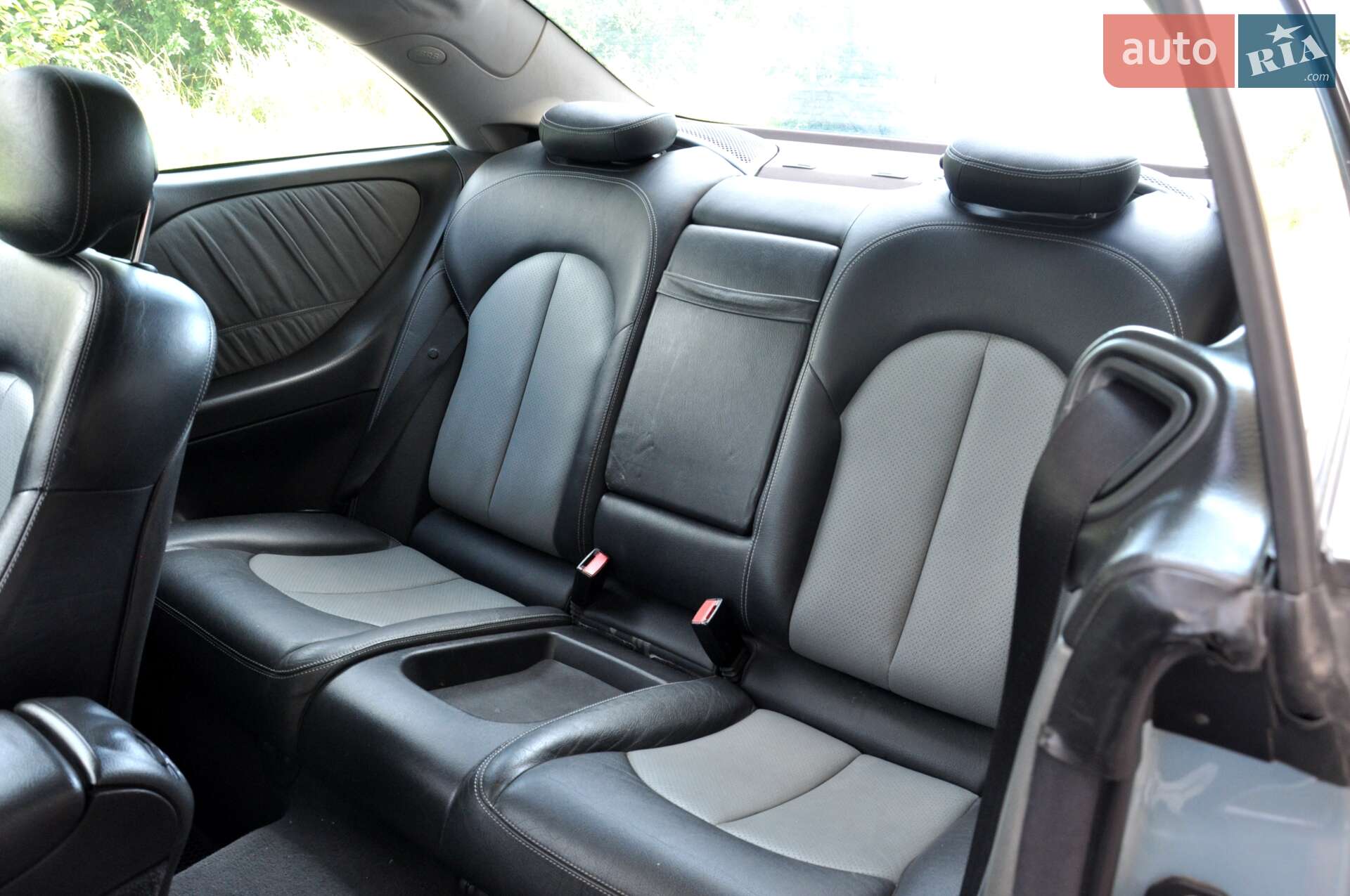 Mercedes-Benz CLK-Class 2003 VIN WDB2093611F007640 фото оголошення 17 з 34