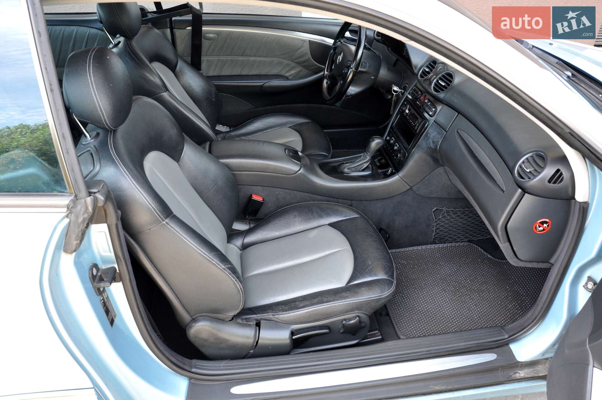 Mercedes-Benz CLK-Class 2003 VIN WDB2093611F007640 фото оголошення 20 з 34